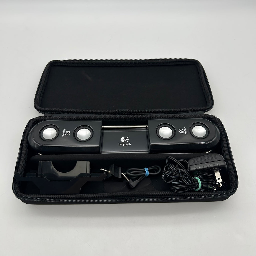 Logitech PlayGear Amplified Speakers For Sony PSP # S-0179A w/ Case