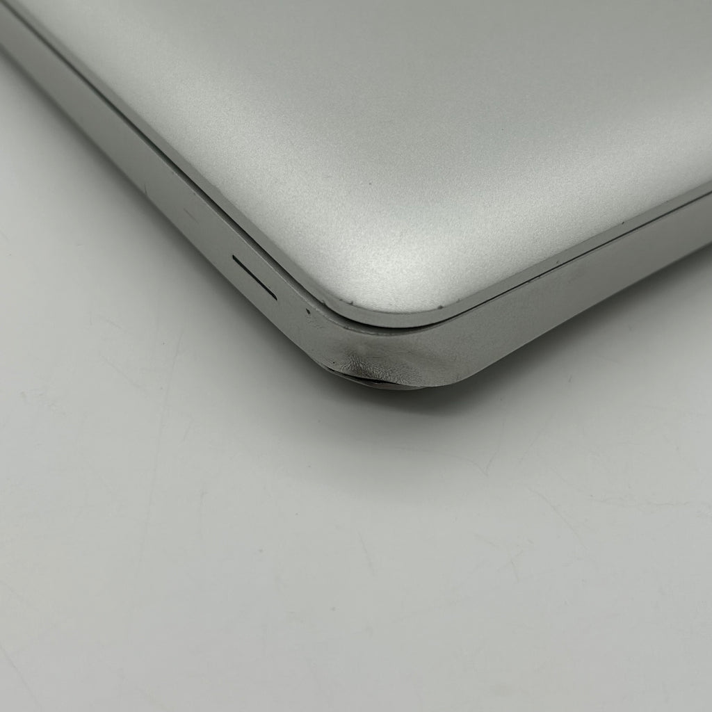 Apple Macbook Pro 17" A1297 Mid 2010 i7 2.2GHz 256GB SSD 4GB High Sierra