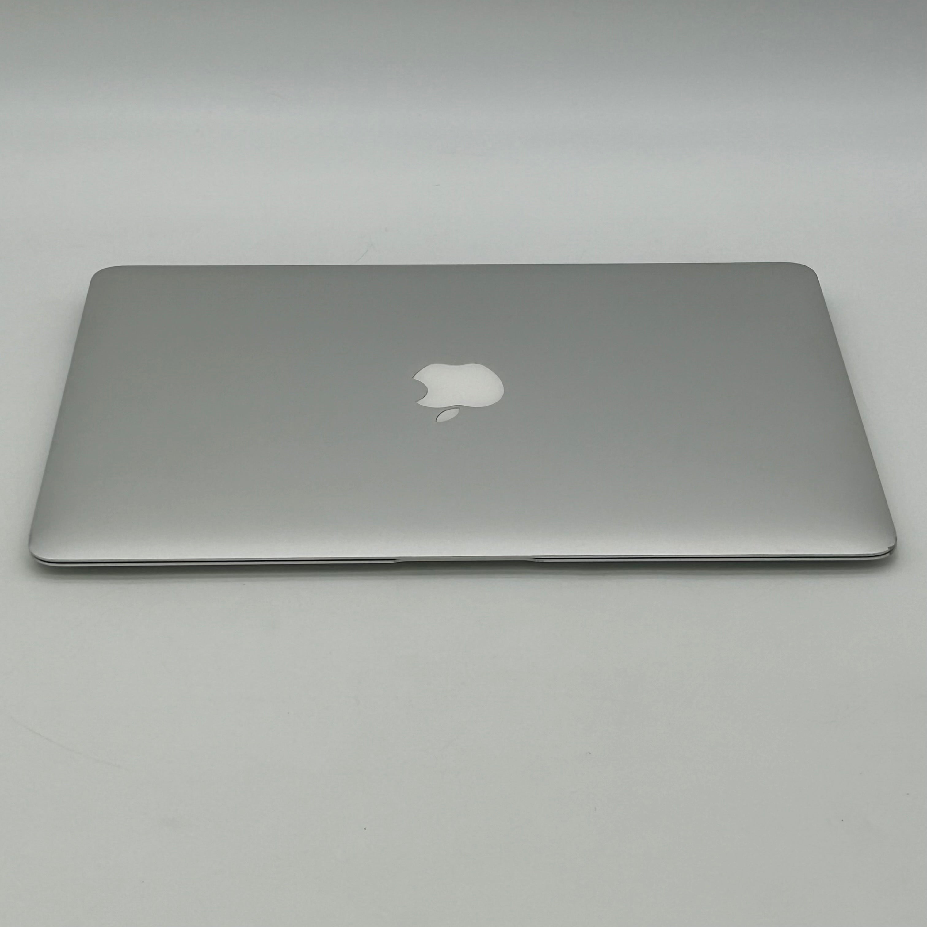 Apple MacBook Air 13 A1466 | 1.8GHz i5 | 8GB | 128GB | Only 31 Battery Cycles