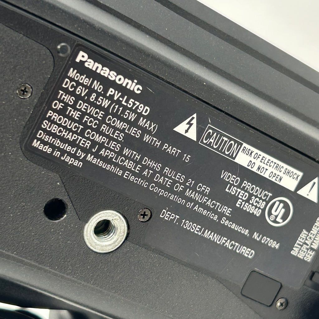 Panasonic PV-L579D VHS-C Palmcorder Camcorder w/ Charger & Battery - Untested