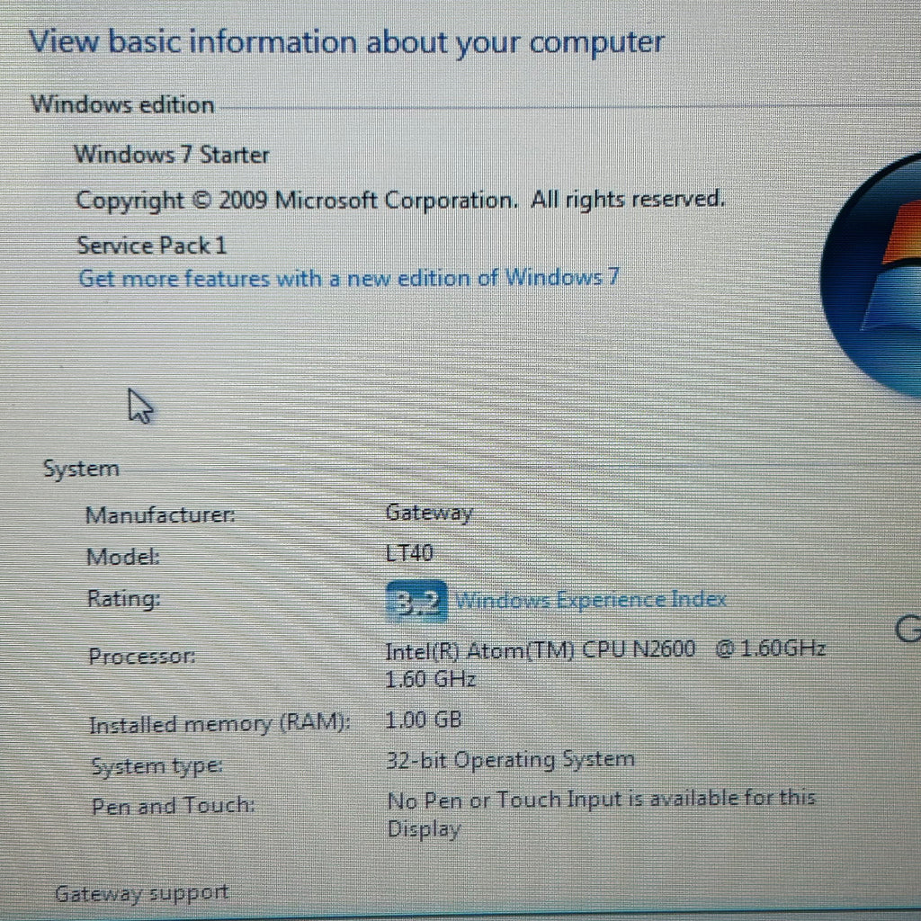 Gateway ZE7 Laptop Intel Atom 1GB RAM 320GB - *READ*