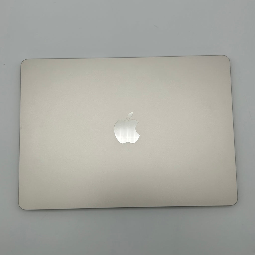 Apple MacBook Air 13.6" M2 8C GPU 3.5GHz 8GB RAM 256GB SSD A2681 - Starlight - Includes Front, Back, and Keyboard Case - Used
