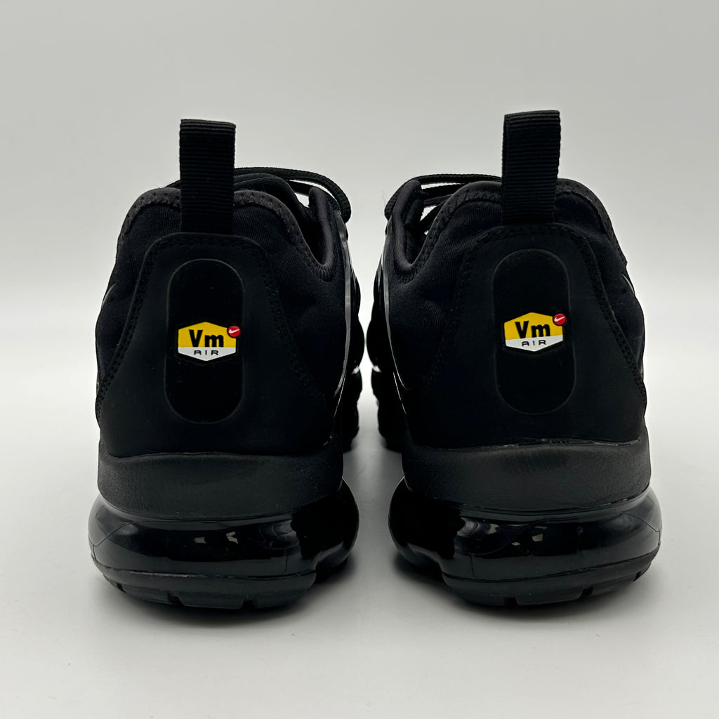 Size 11 - Nike Air VaporMax Plus Low Triple Black 924453-004
