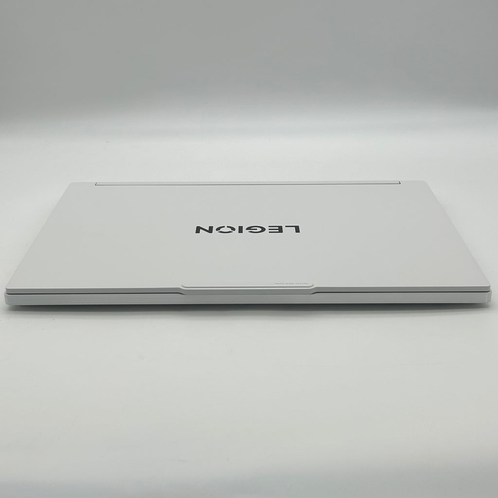 Lenovo Legion 7 16IAX10 16" Core Ultra 9 275HX 2.7GHz 32GB RAM 1TB SSD GeForce RTX 5070