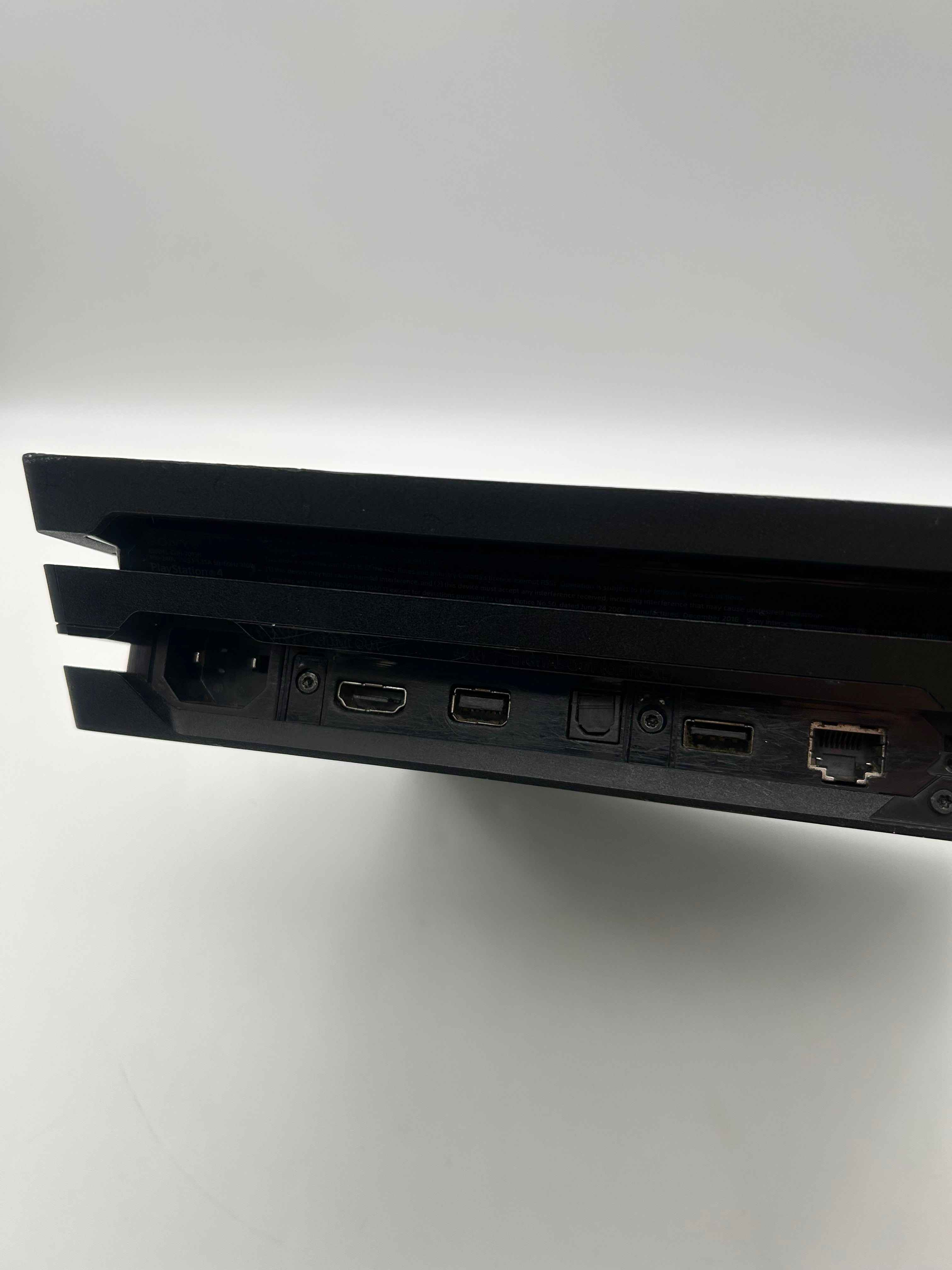 Sony PlayStation 4 Pro CUH-7015B Console - Broken Parts Only