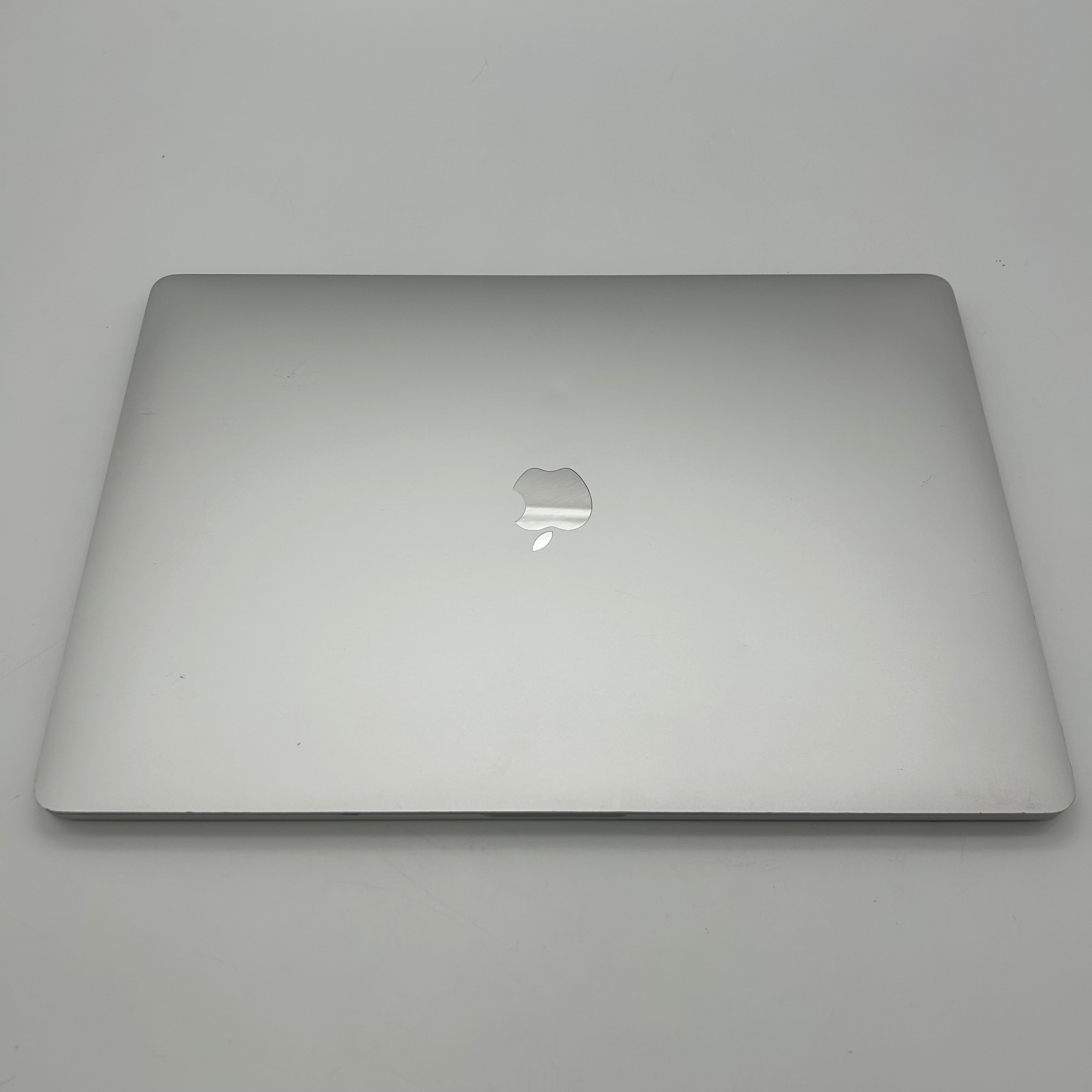 2020 Apple MacBook Pro 16" A2141 Core i7 16GB RAM 512GB SSD - *READ*