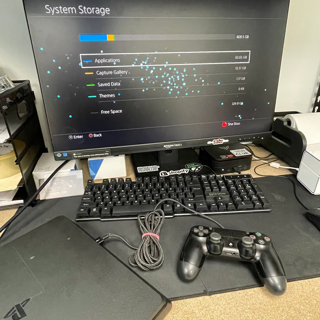 Sony PlayStation 4 Slim CUH-2015A Console Bundle w/Controller And Games