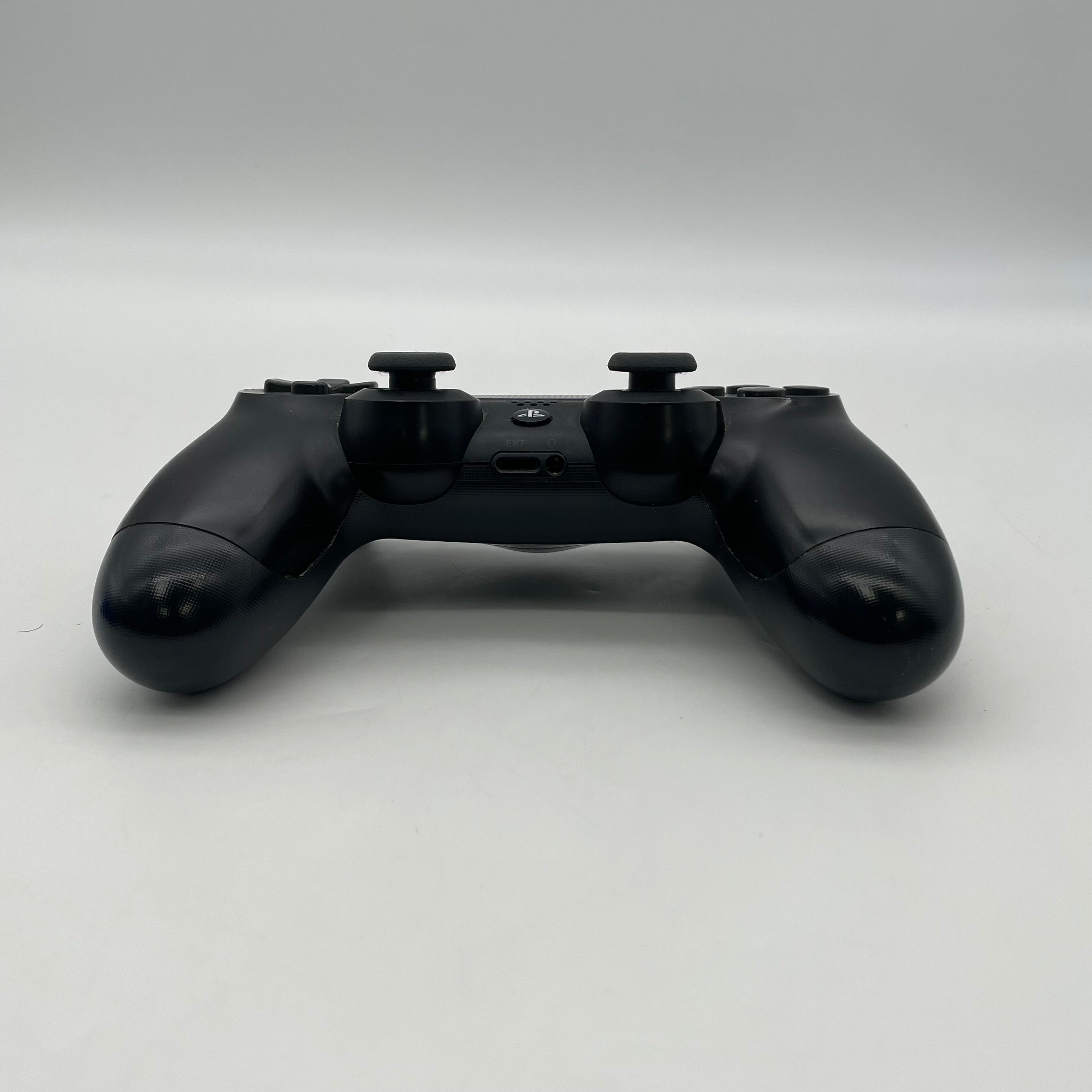 Sony PlayStation 4 CUH-2115B 1TB Bundle - Tested