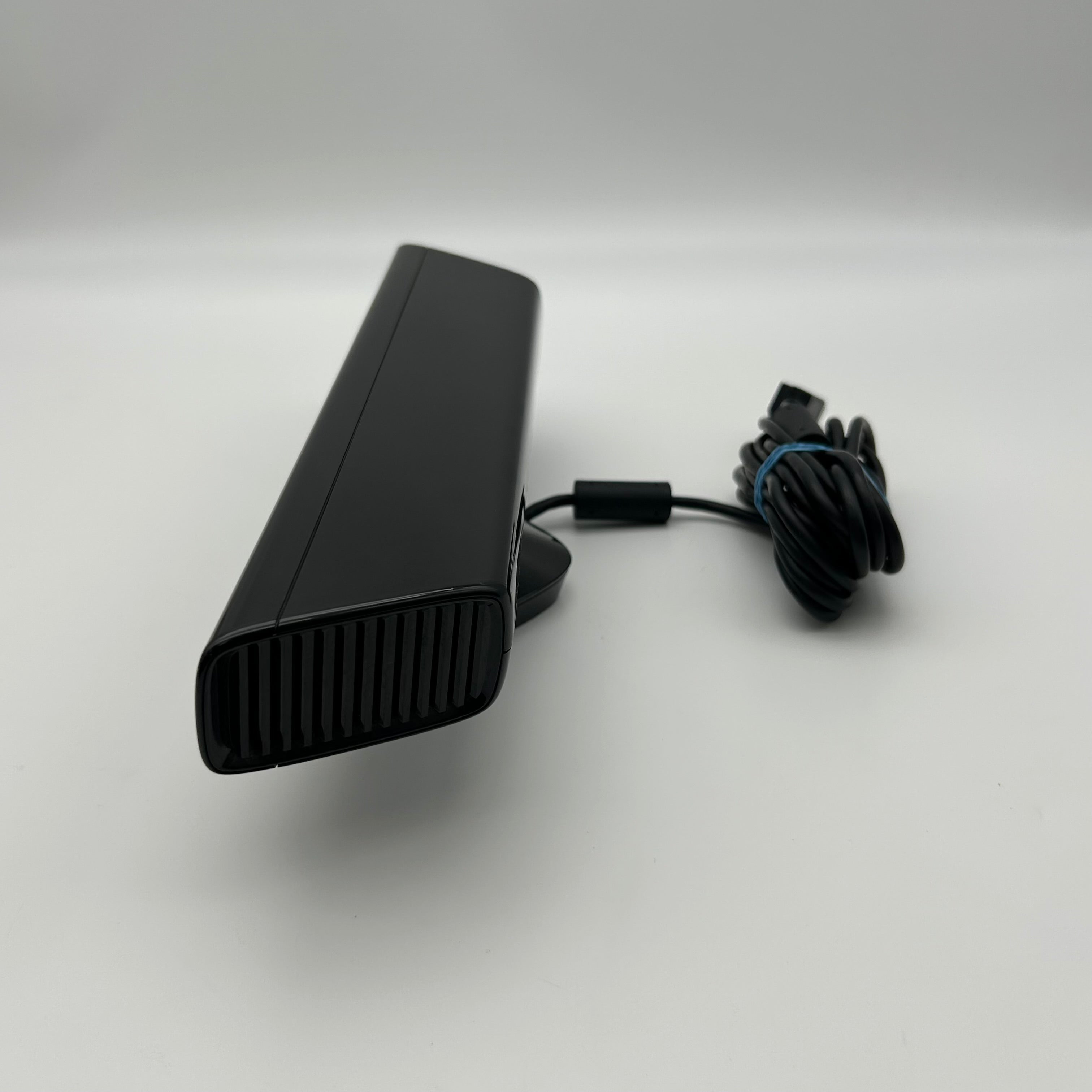Xbox 360 S Slim Bundle 1439 Console 250GB - Used