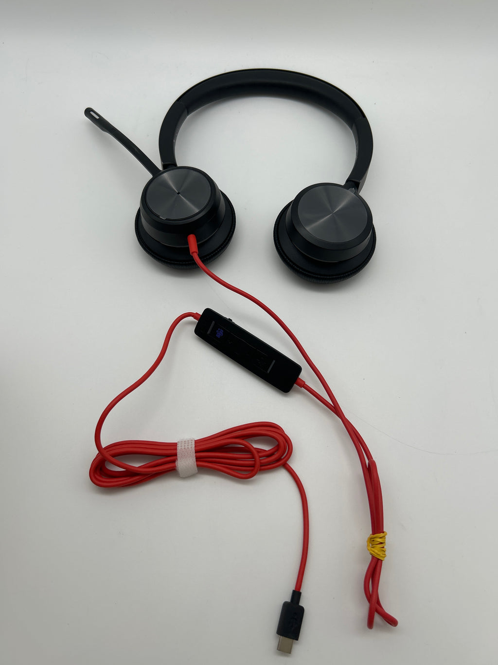 Poly Blackwire 8225 Headphones - Used With Box