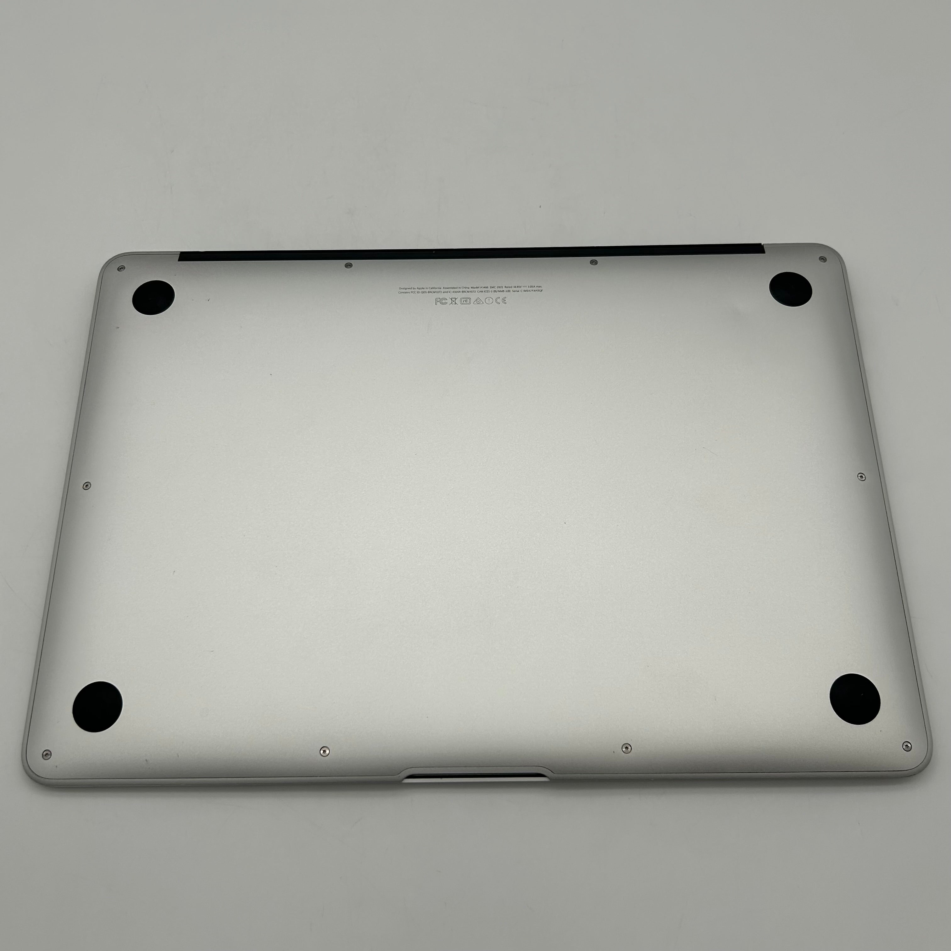 Apple MacBook Air A1466 Core i5 1.6Ghz 8GB RAM 256GB