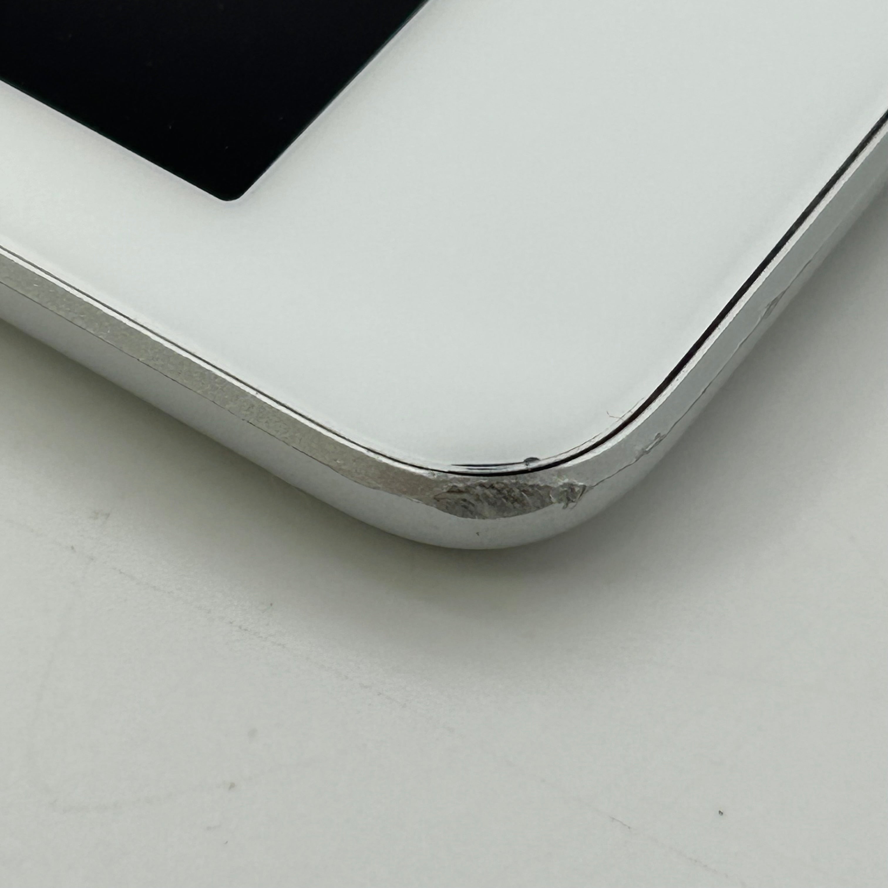 Apple iPad 8th Gen A2270 (Wi-Fi) - 128GB - Silver