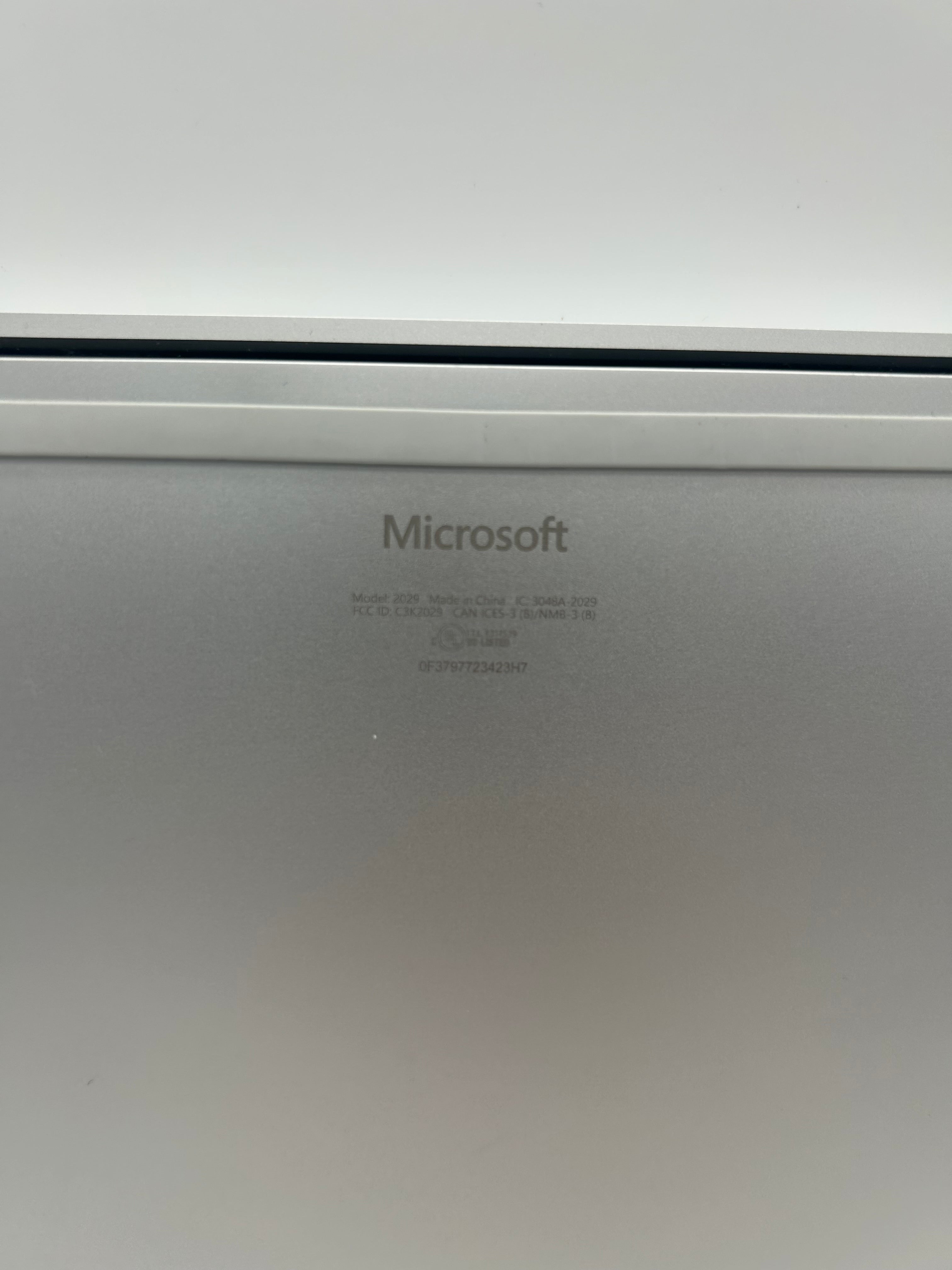 Microsoft Surface Laptop Studio 2 14" Core i7 16GB 512GB RTX 4050 Silver