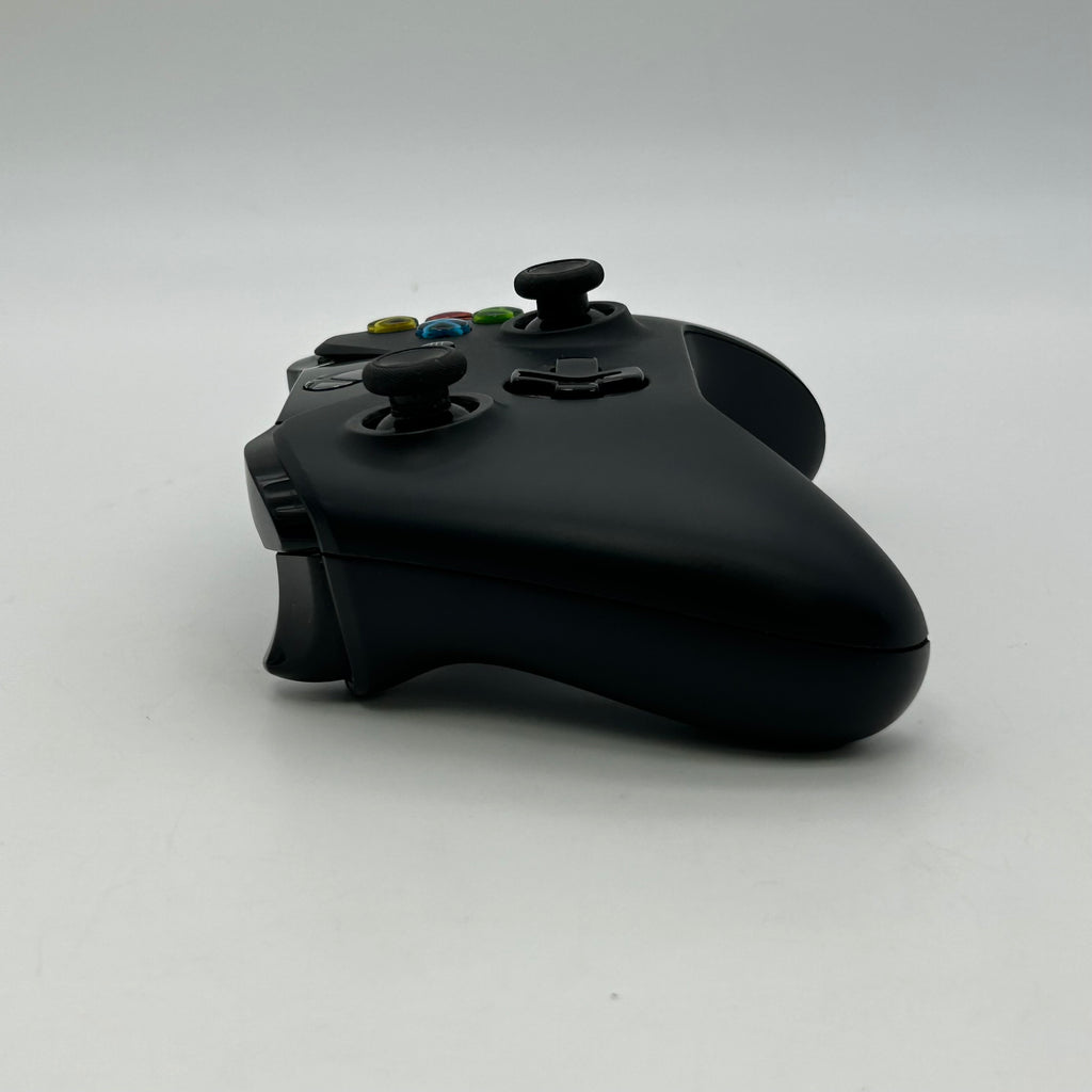 Microsoft Xbox One 500GB Black Console with Box, Controller, Game & Kinect