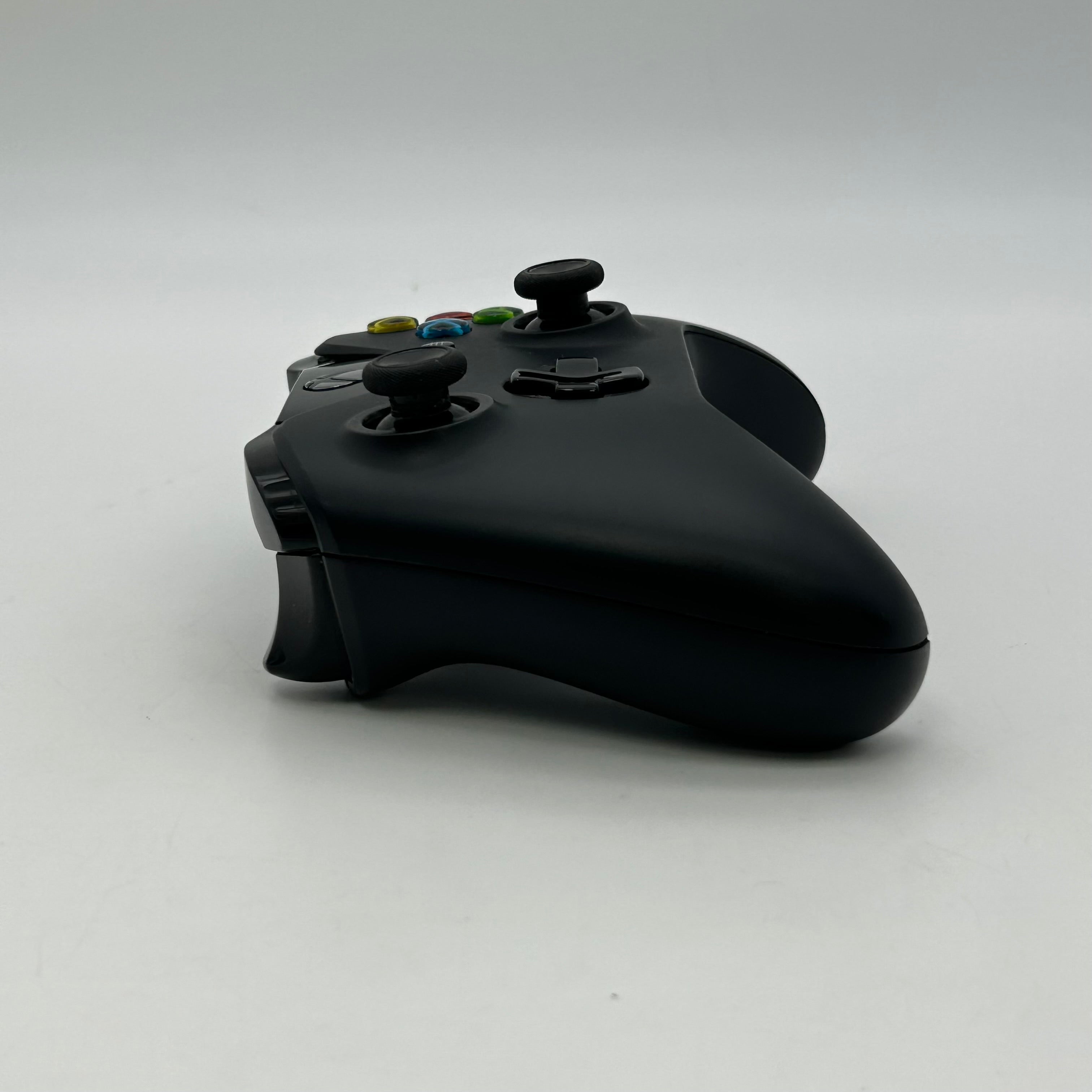 Microsoft Xbox One 500GB Black Console with Box, Controller, Game & Kinect