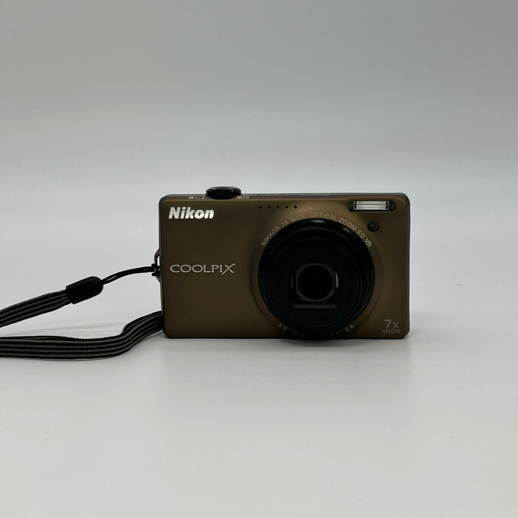 Nikon COOLPIX S6000 14.2MP Digital Camera Bronze - Bundle With Box & Case - VGC