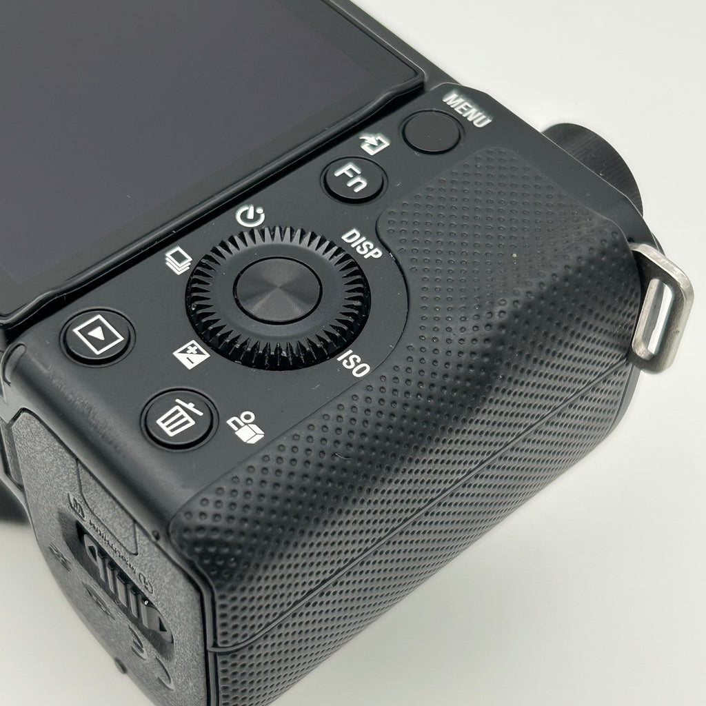 Sony ZV-E10 Mirrorless Camera with E PZ 16-50mm F3.5-5.6 OSS - Black - Used With Box