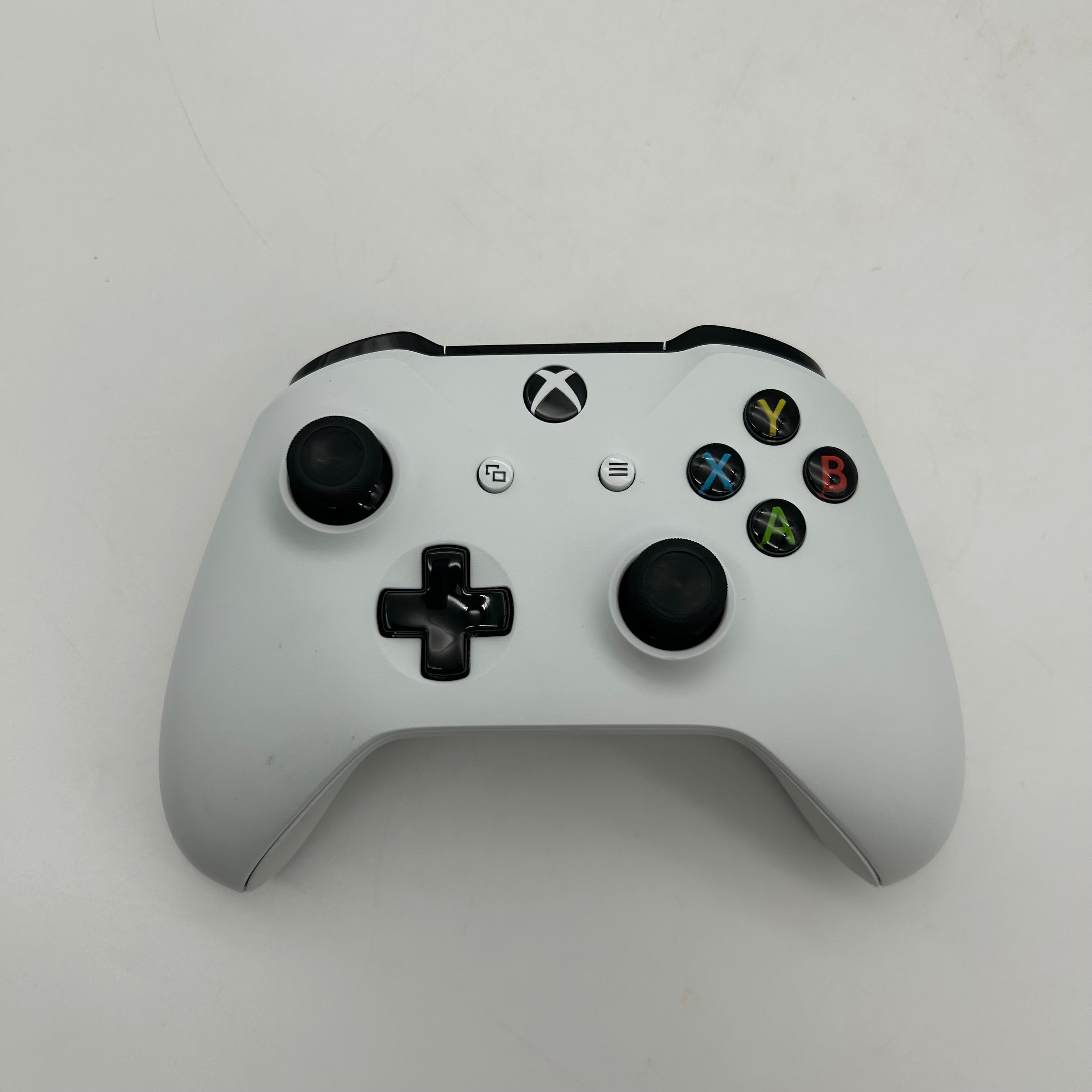 Microsoft Xbox One S 1681 1TB White Console w/ Controller & Cables  - Tested