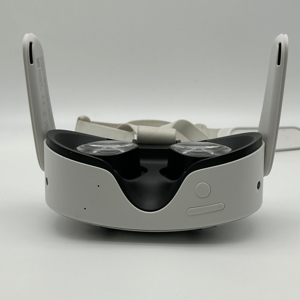 Meta Quest 3S 128GB Standalone All-in-One VR Headset P97 - Used