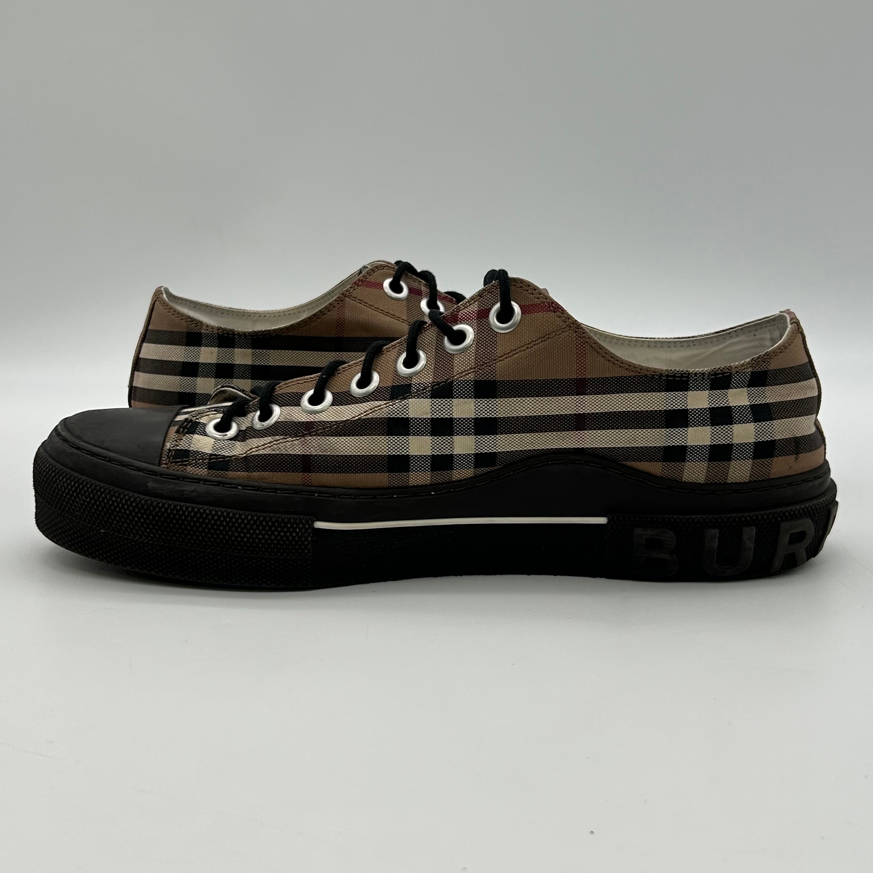 Burberry Vintage Check Sneakers Canvas Low Top Black Sole EU 44 US 11 Plaid Men’s