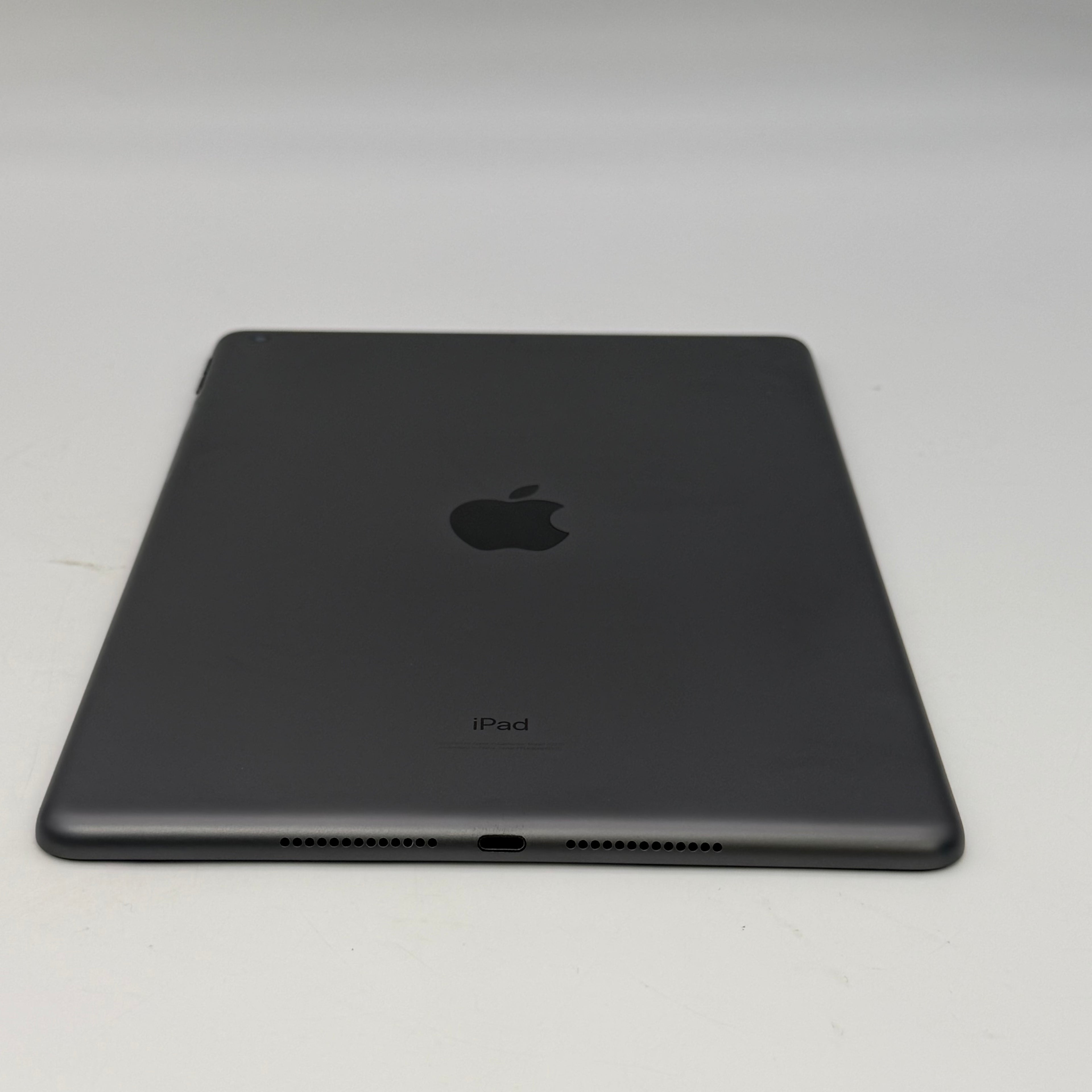 Apple iPad 8th Gen 2020 (Wi-Fi) 32GB Space Gray