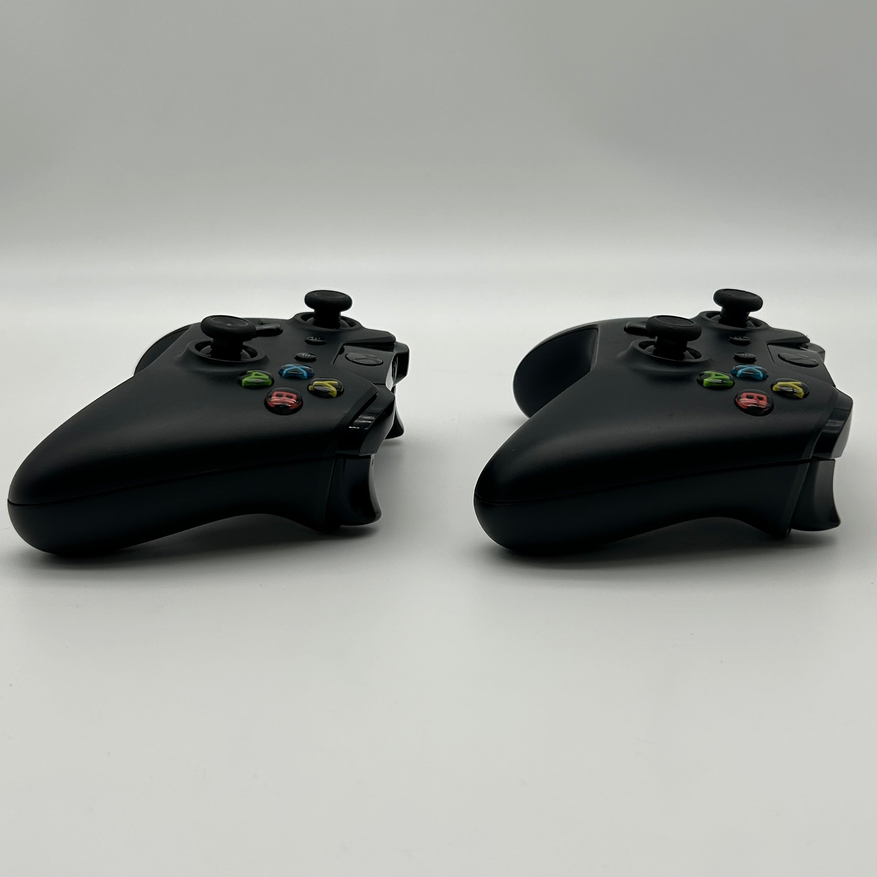 Microsoft Xbox One 500GB Home Console - Black (1540) - Video Game System - Used