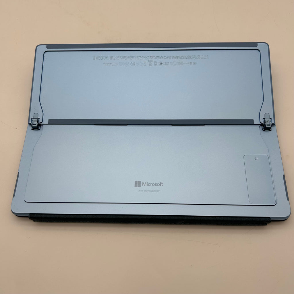 Microsoft Surface PRO 9 Model 2038 i5-1235U 2.5GHz 16GB RAM 256GB SSD w/ Charger
