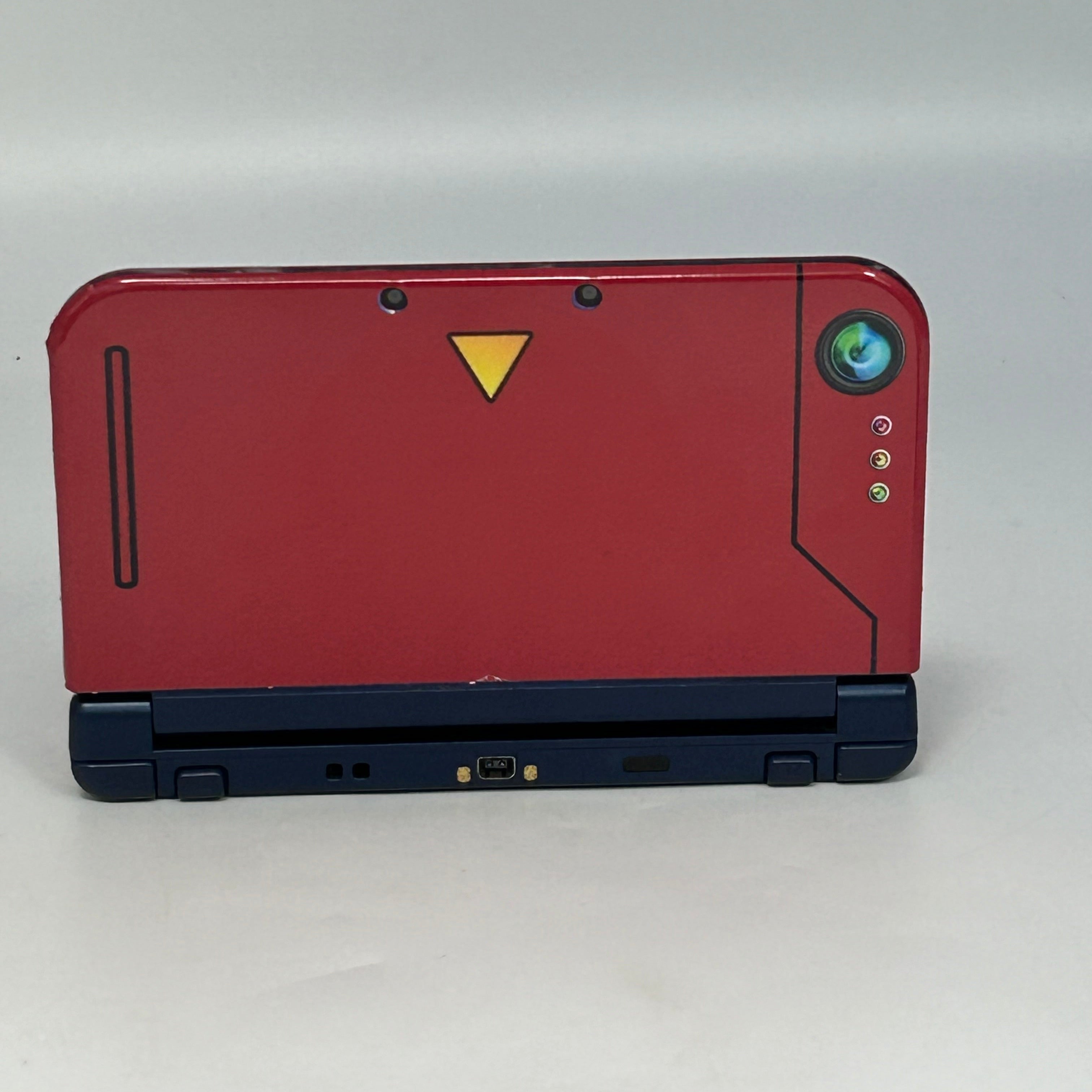 Nintendo New 3DS XL 120GB RED-001 Red (Wi-Fi)