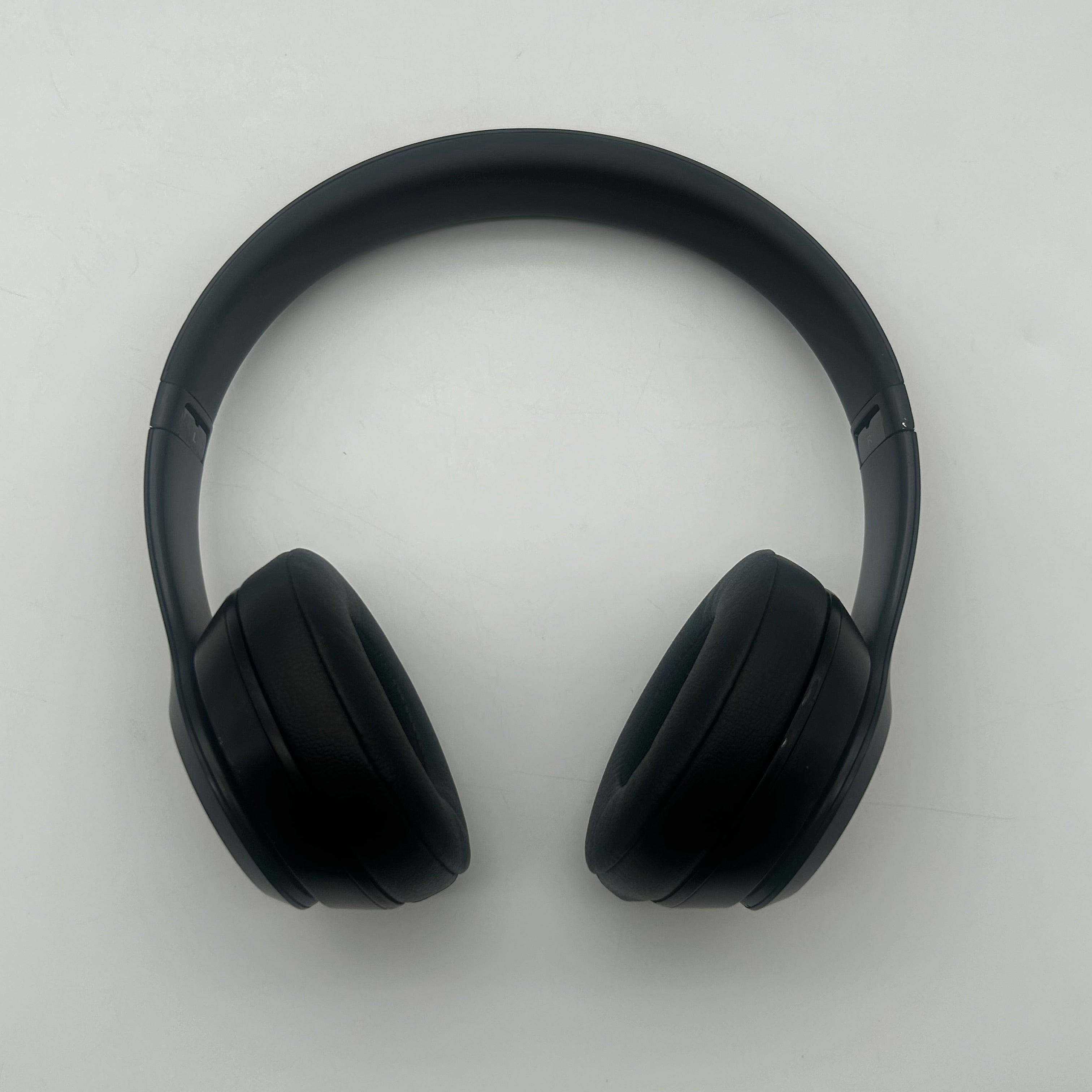 Beats by Dr. Dre Solo 3 Wireless On Ear Headphones Matte Black MX432LL/A