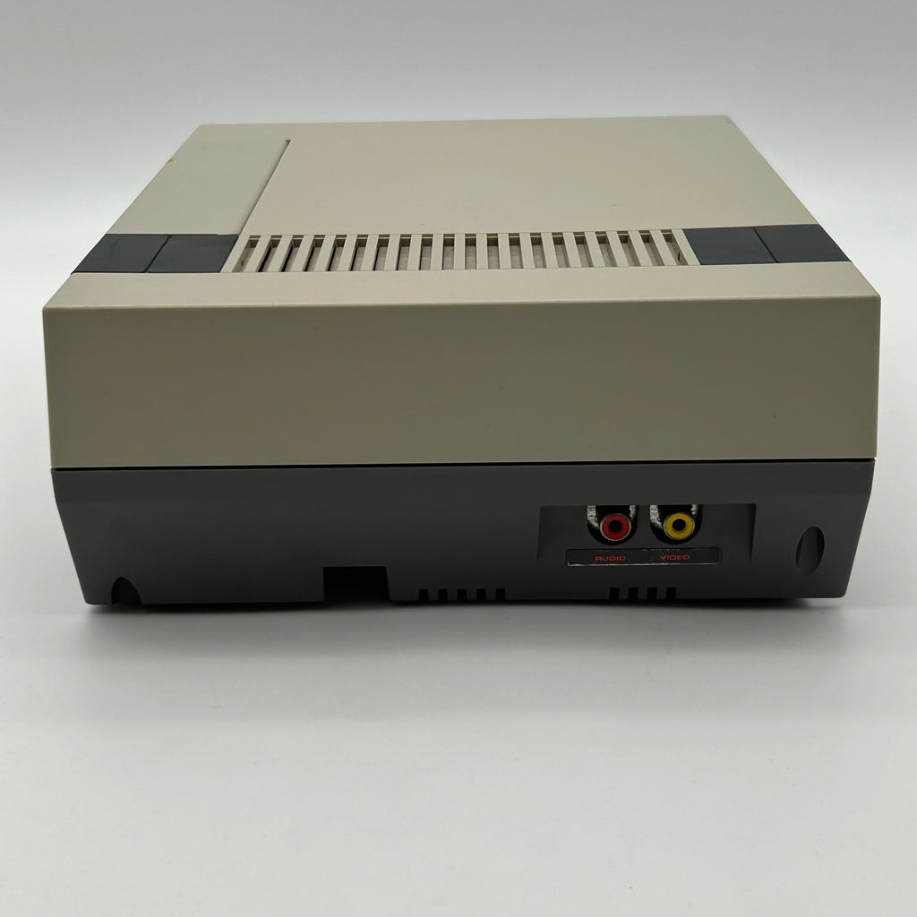 Retro Nintendo NES-001 Console System Bundle 2 Controllers Cables Blinking Light - Untested
