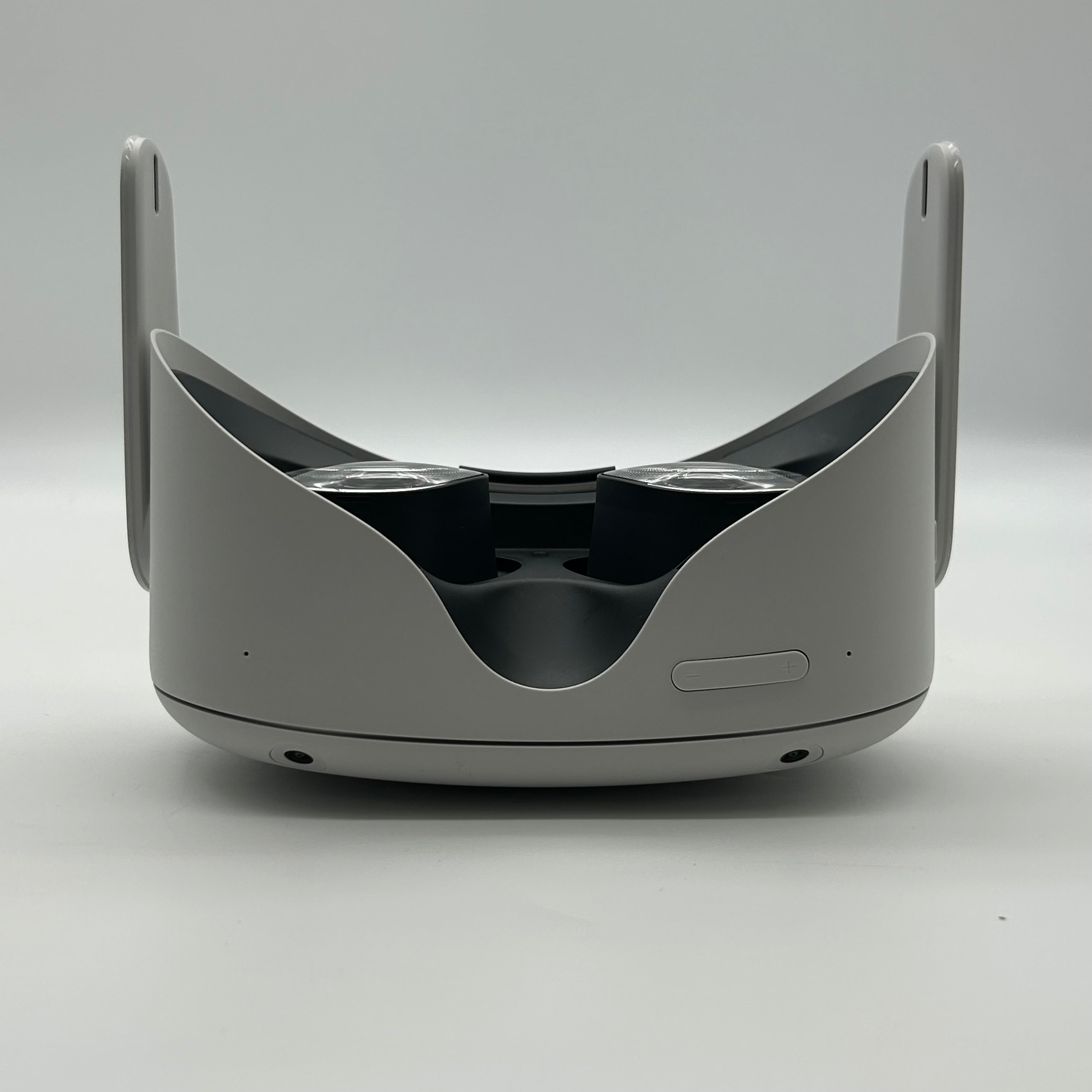 Meta Oculus Quest 2 Advanced All-In-One VR Headset - White - 64GB