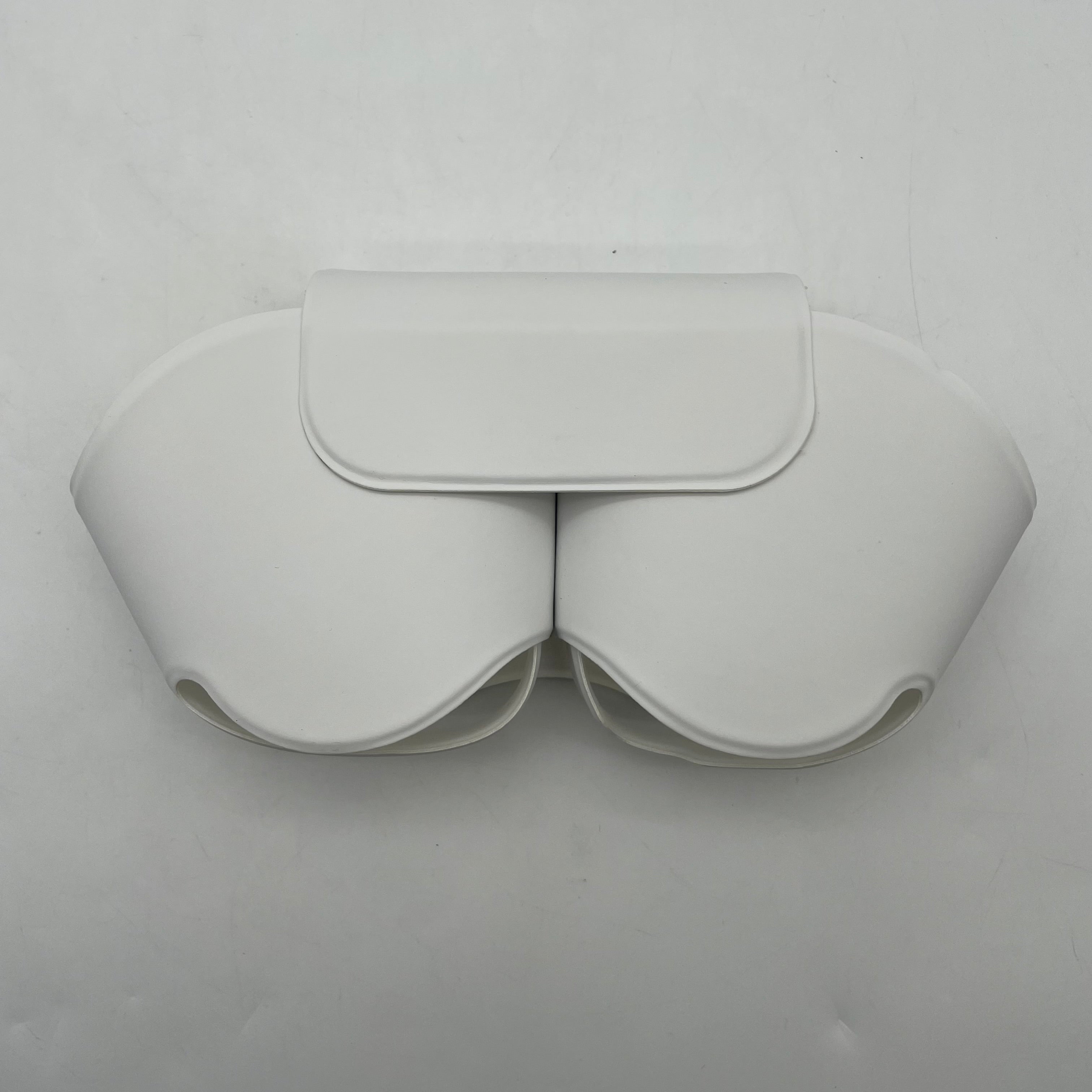 Apple AirPods Max A2096 (Lightning) w/ Smart Case and Retail Box