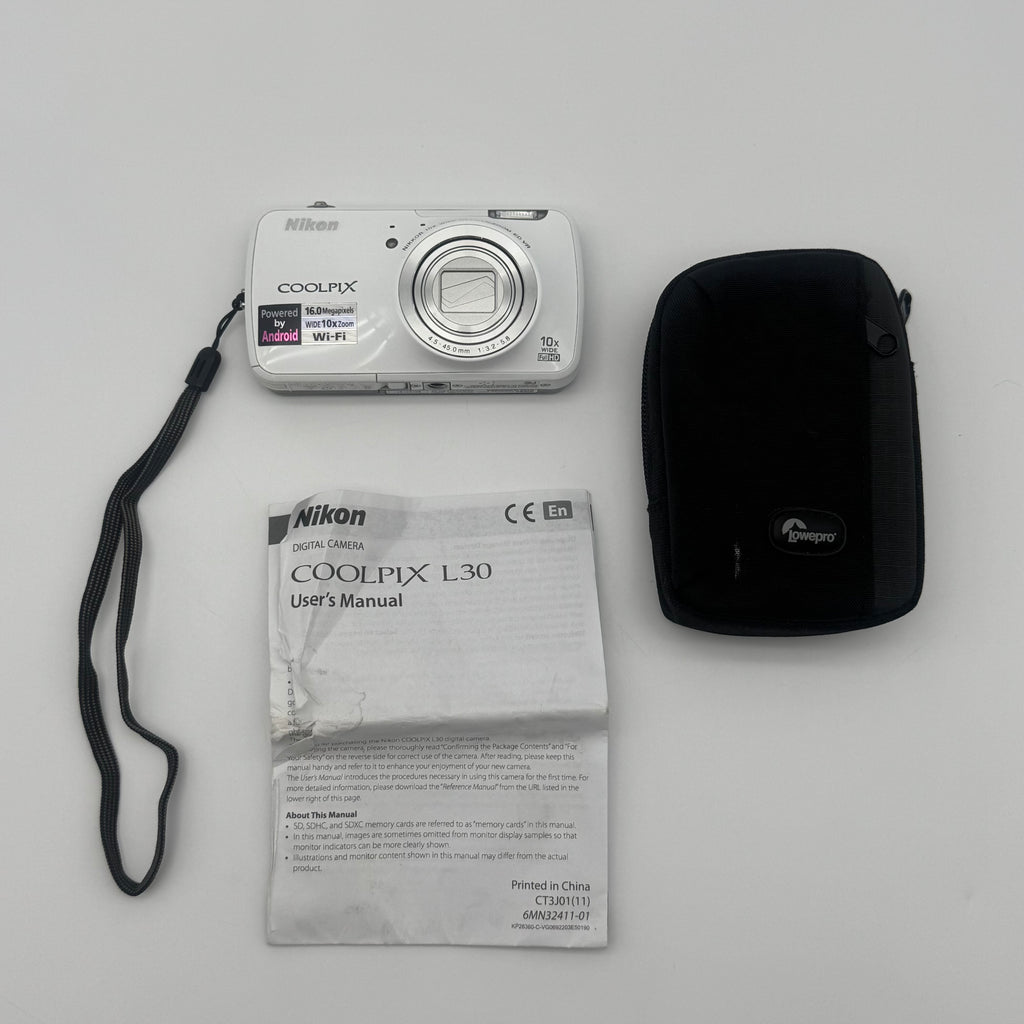 Nikon Coolpix S800c 16MP Digital Camera White WiFi - Used