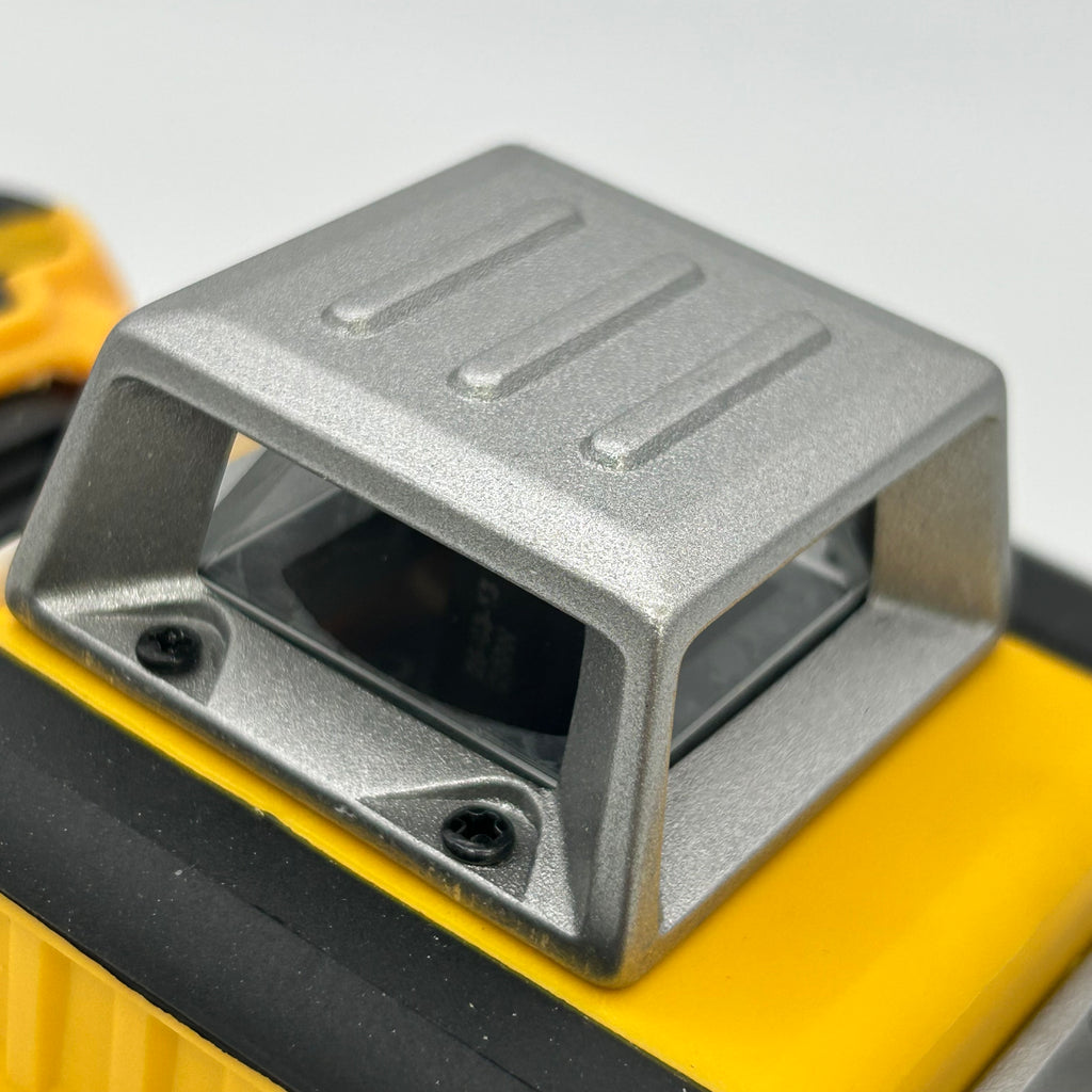 DeWALT DW089LG 12V Green 3x360 Laser Kit - 2 Beams Working, 1 Vertical Out