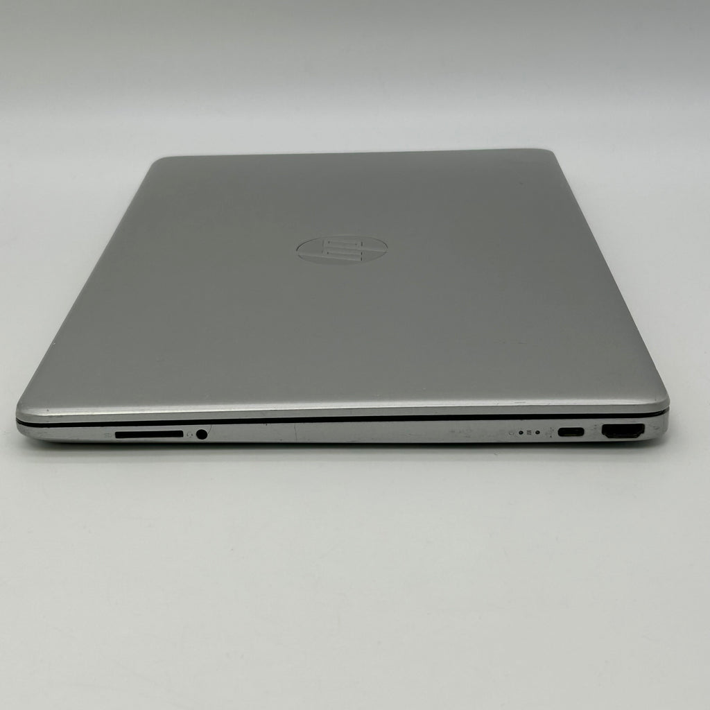 HP 15-ef1013dx 15.6-inch Laptop Ryzen 7 4700U 16GB RAM 512GB SSD Windows 11 Pro Silver