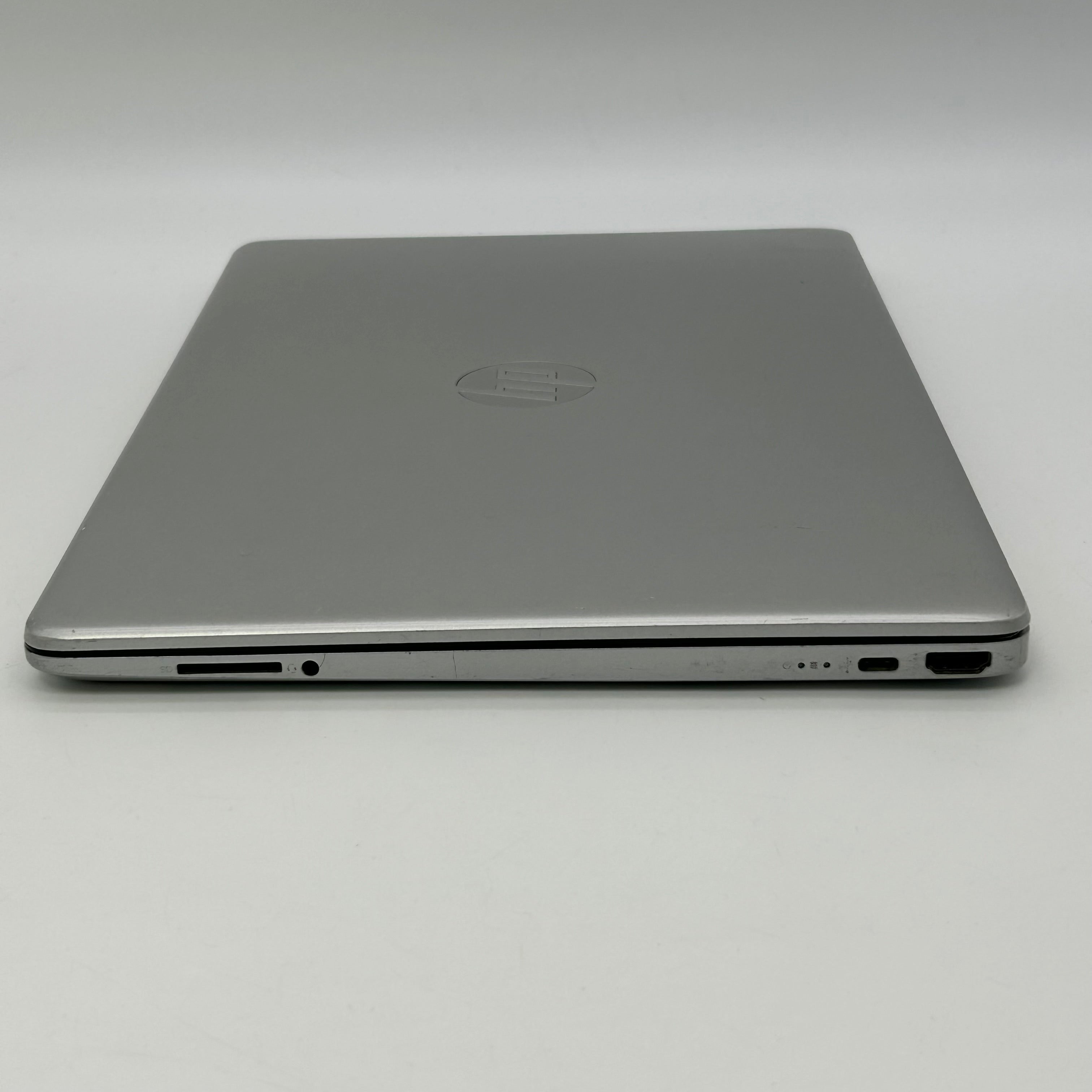 HP 15-ef1013dx 15.6-inch Laptop Ryzen 7 4700U 16GB RAM 512GB SSD Windows 11 Pro Silver