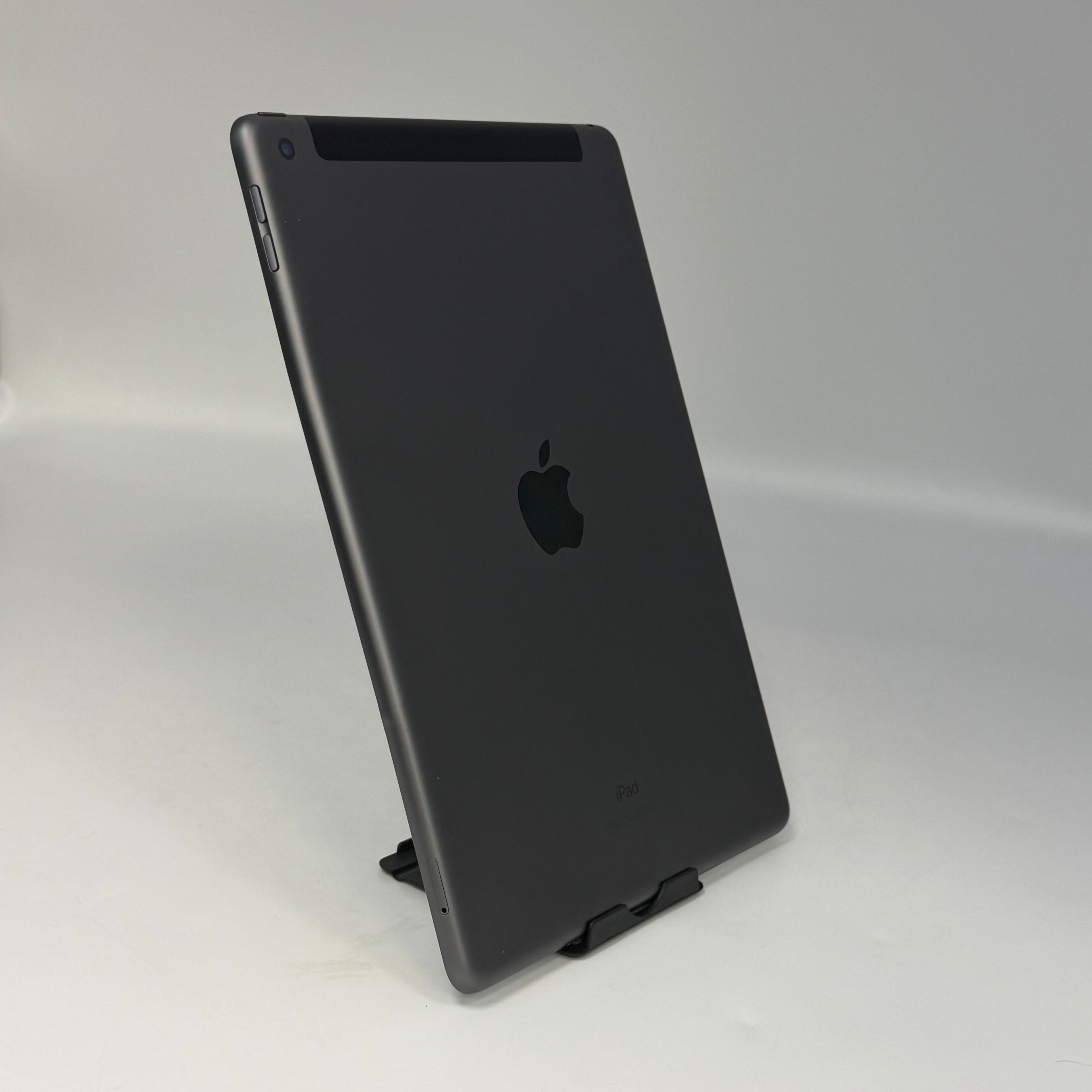 Apple iPad (9th Generation) A2603 64 GB, Wi-Fi+Cellular, 10.2 in - Space Gray