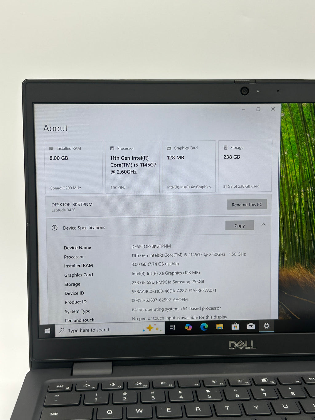 Dell Latitude 3420 14-inch Intel Core i5-1145G7 8GB RAM 256GB NVMe SSD Black