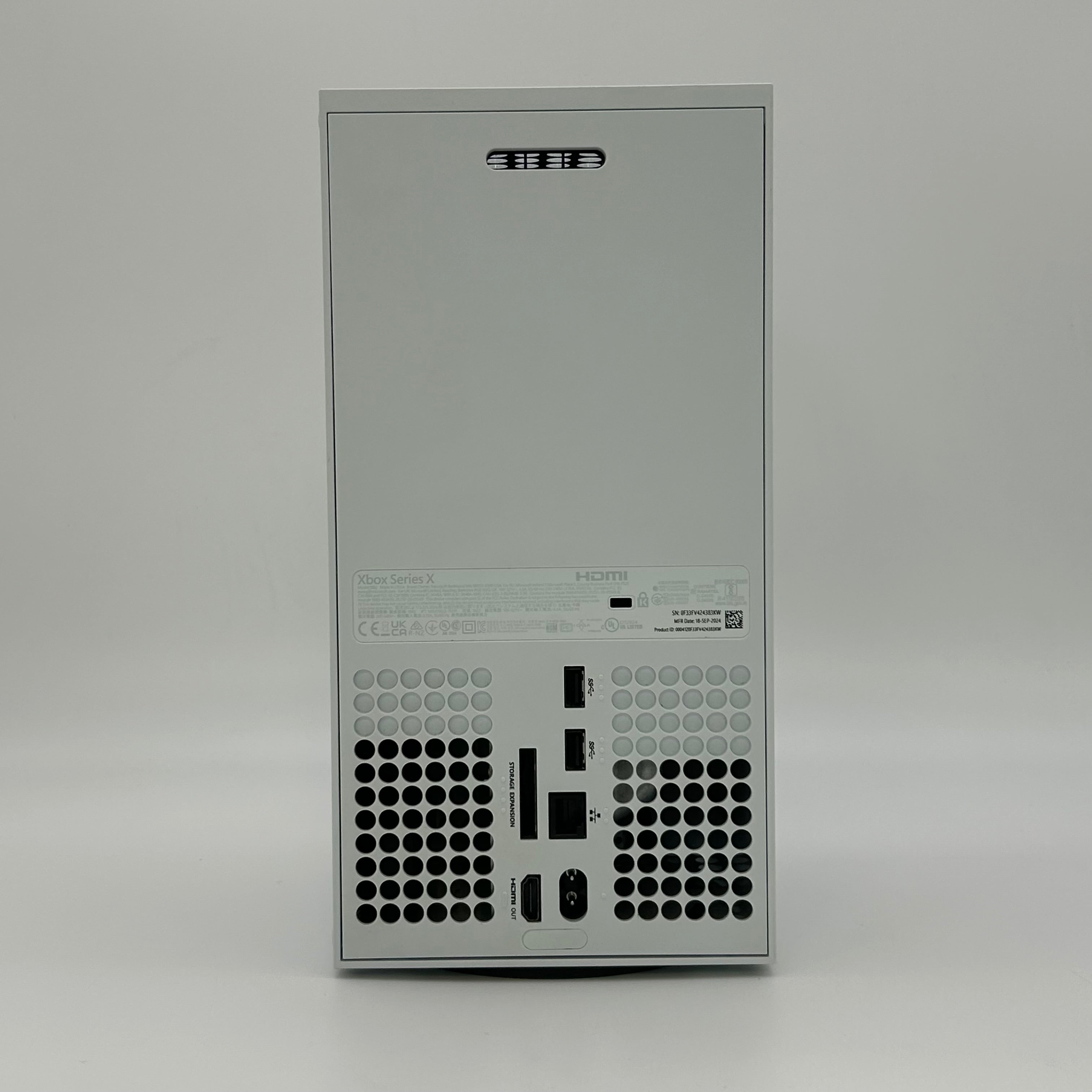 Microsoft Xbox Series X All-Digital 1TB Console Gaming System Robot White 1882 - Used