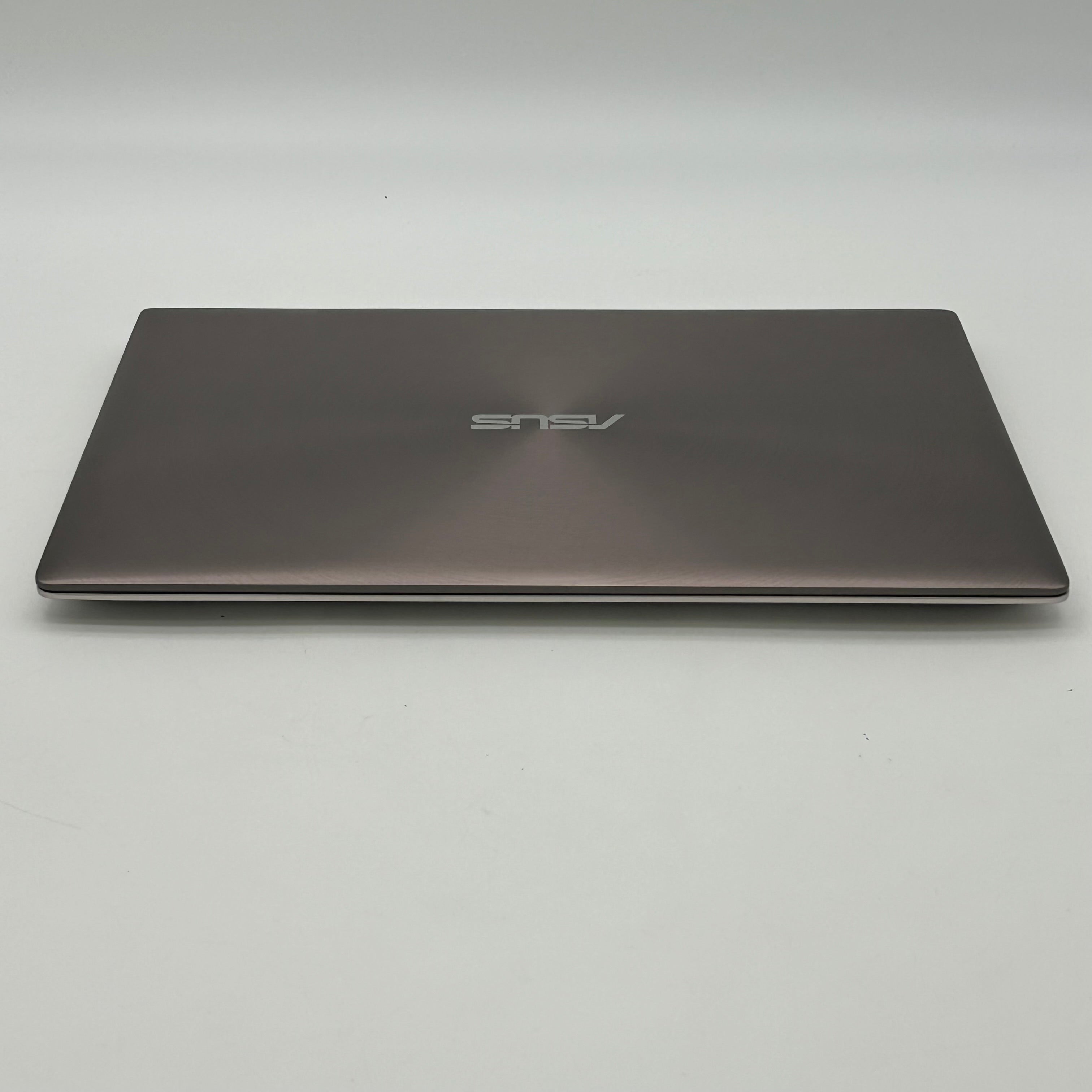Asus ZenBook UX303UA i5-6200U 8GB RAM 256GB SSD