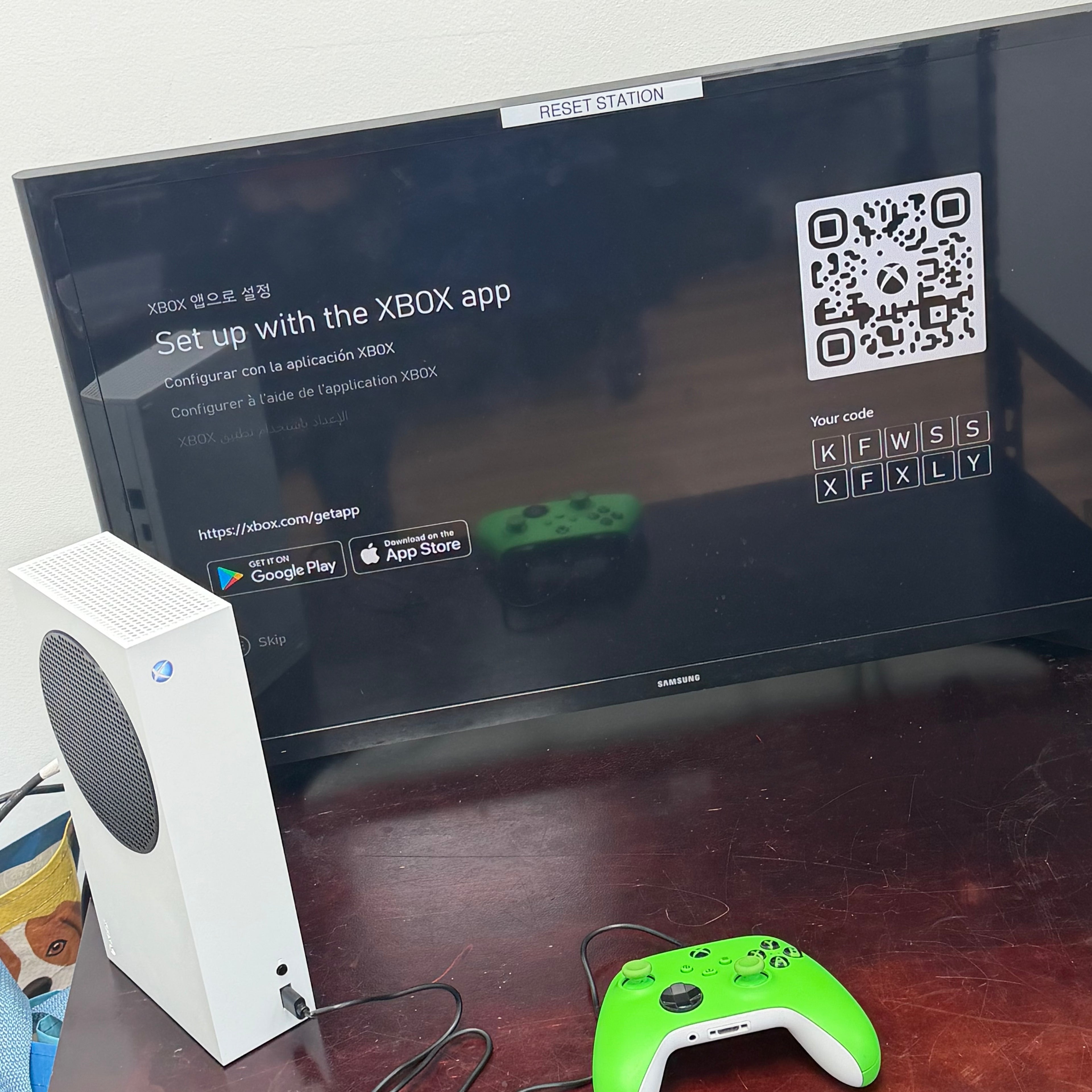 Microsoft Xbox Series S 500GB Console Gaming System White 1883