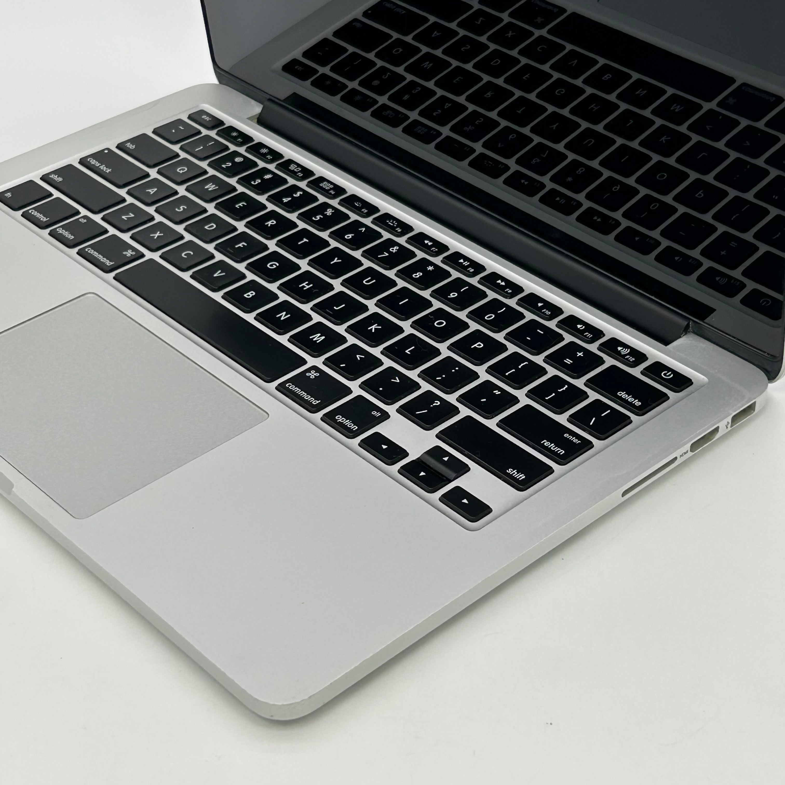 Apple MacBook Pro 13" A1502 Retina i5 2.6GHz 8GB RAM 128GB SSD FOR PARTS/REPAIR
