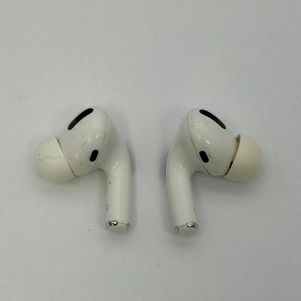 Apple AirPods Pro 1st Gen with Wireless Charging Case A2190 - Complete Set Used