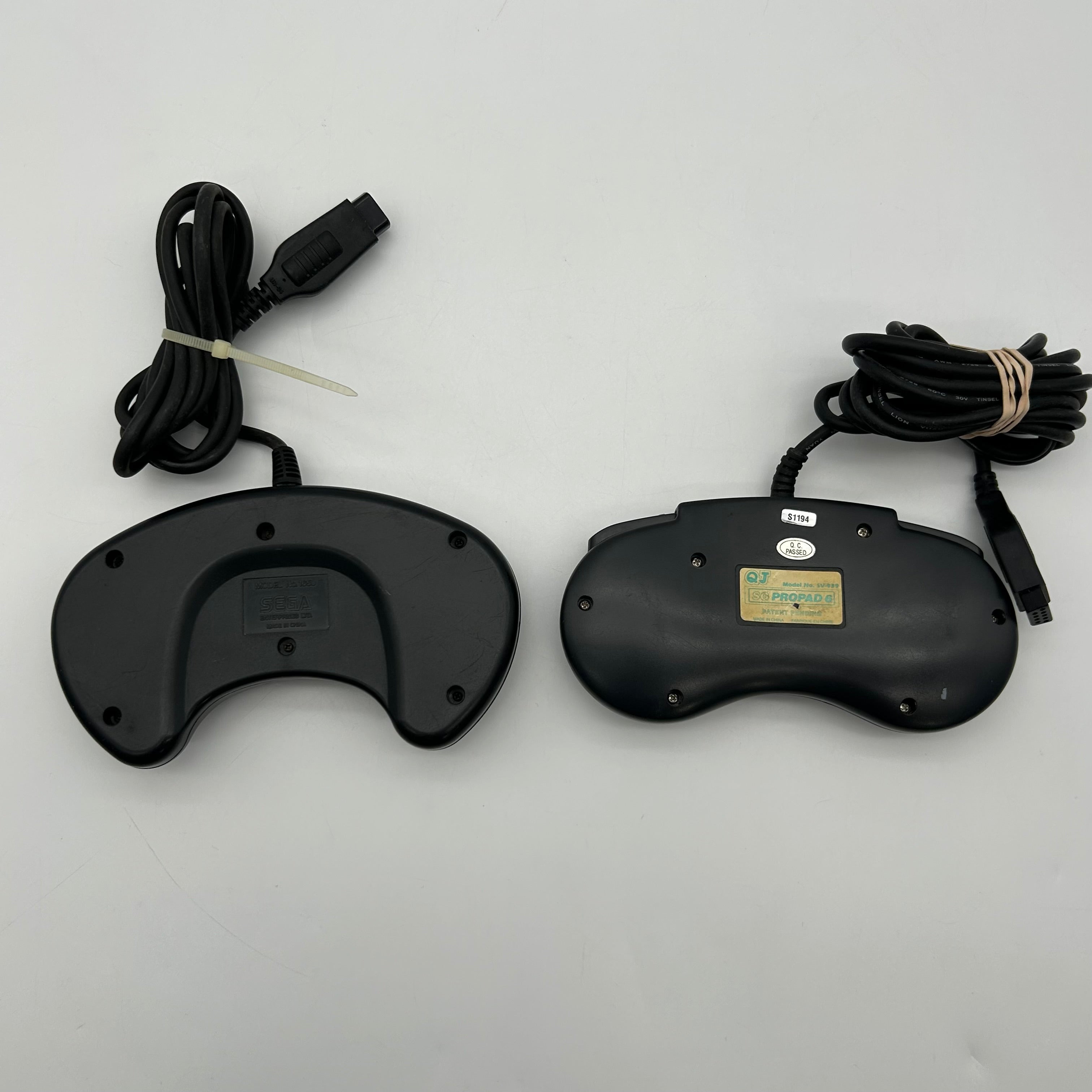 Sega Genesis Model 2 Console MK-1631 Bundle 2 Controllers AC Adapter Untested
