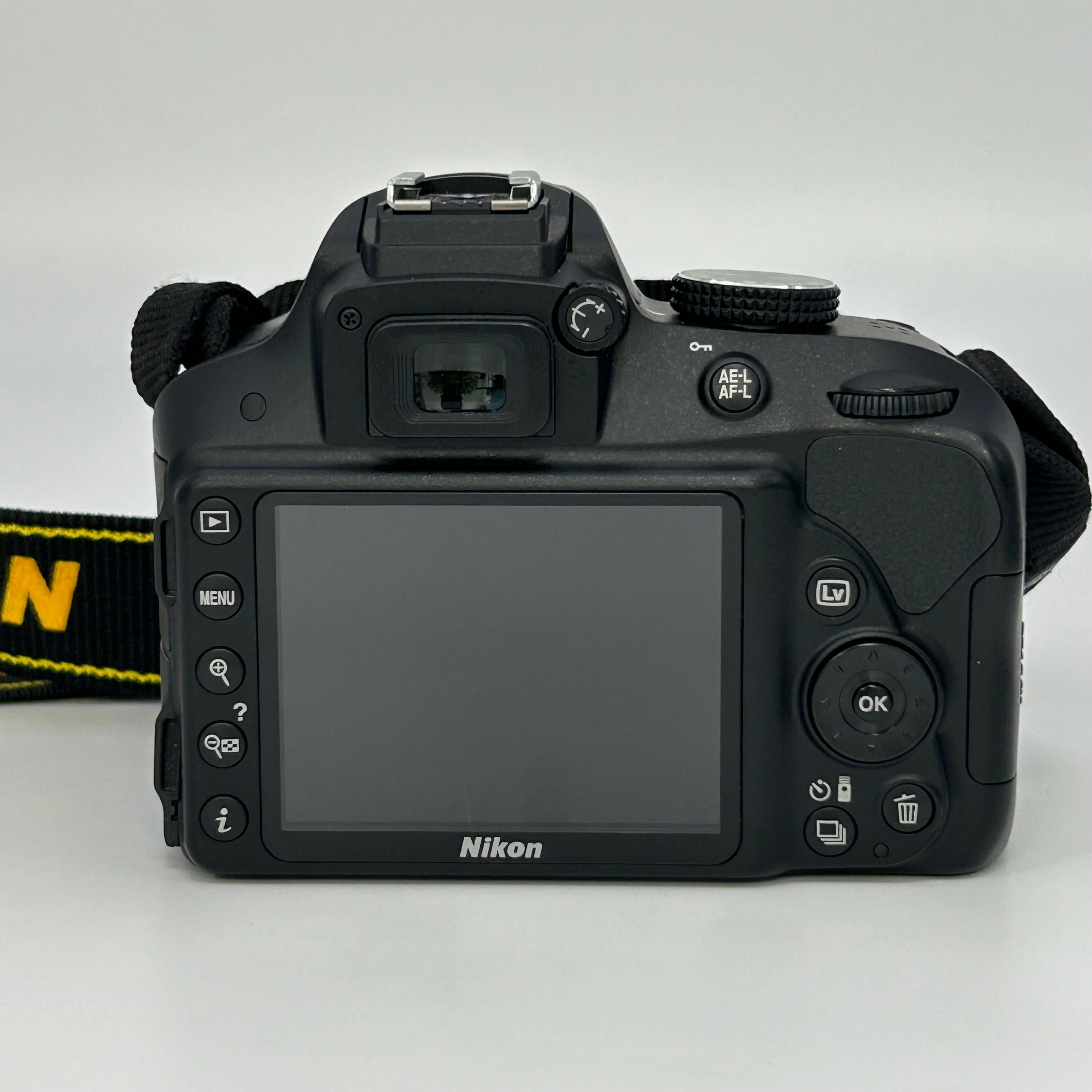 Nikon D3300 Digital SLR Camera - Black (Body Only) - READ