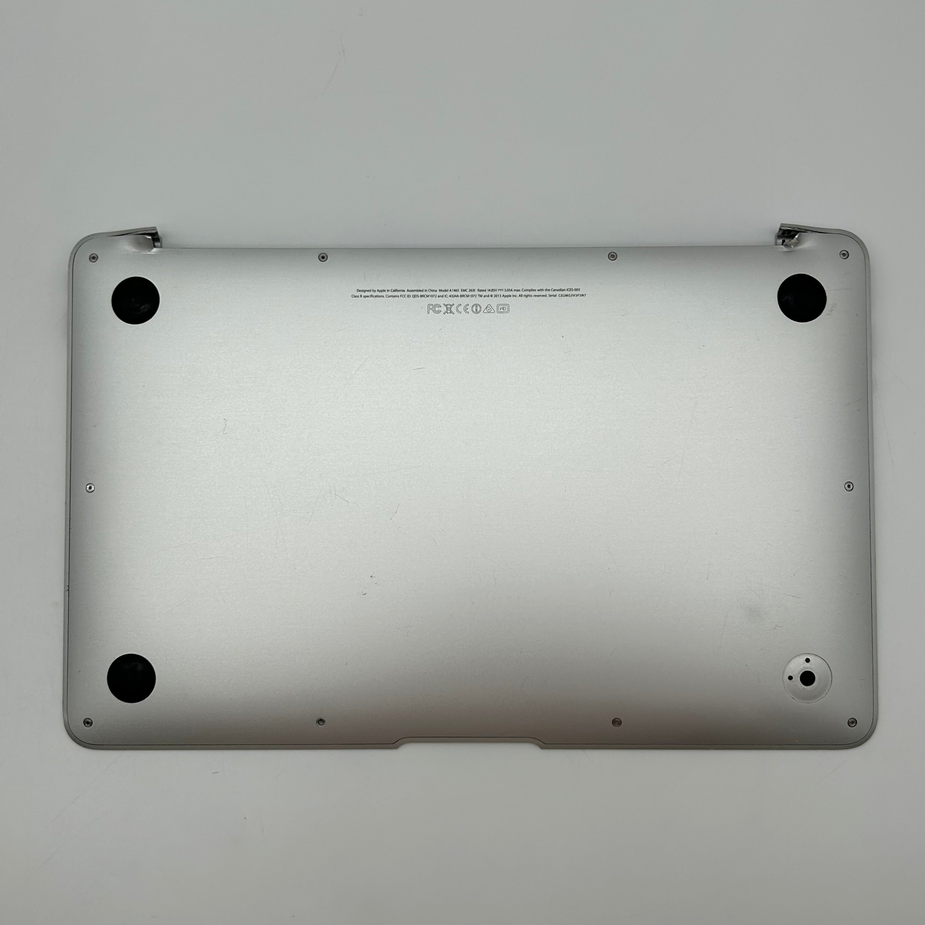 Apple MacBook Air 11 A1465 Logic Board Silver - For Parts