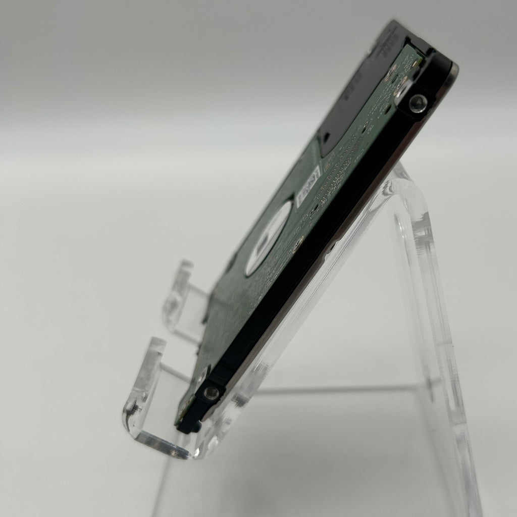 Western Digital WD3200LUCT 320GB 2.5" Hard Drive Silver