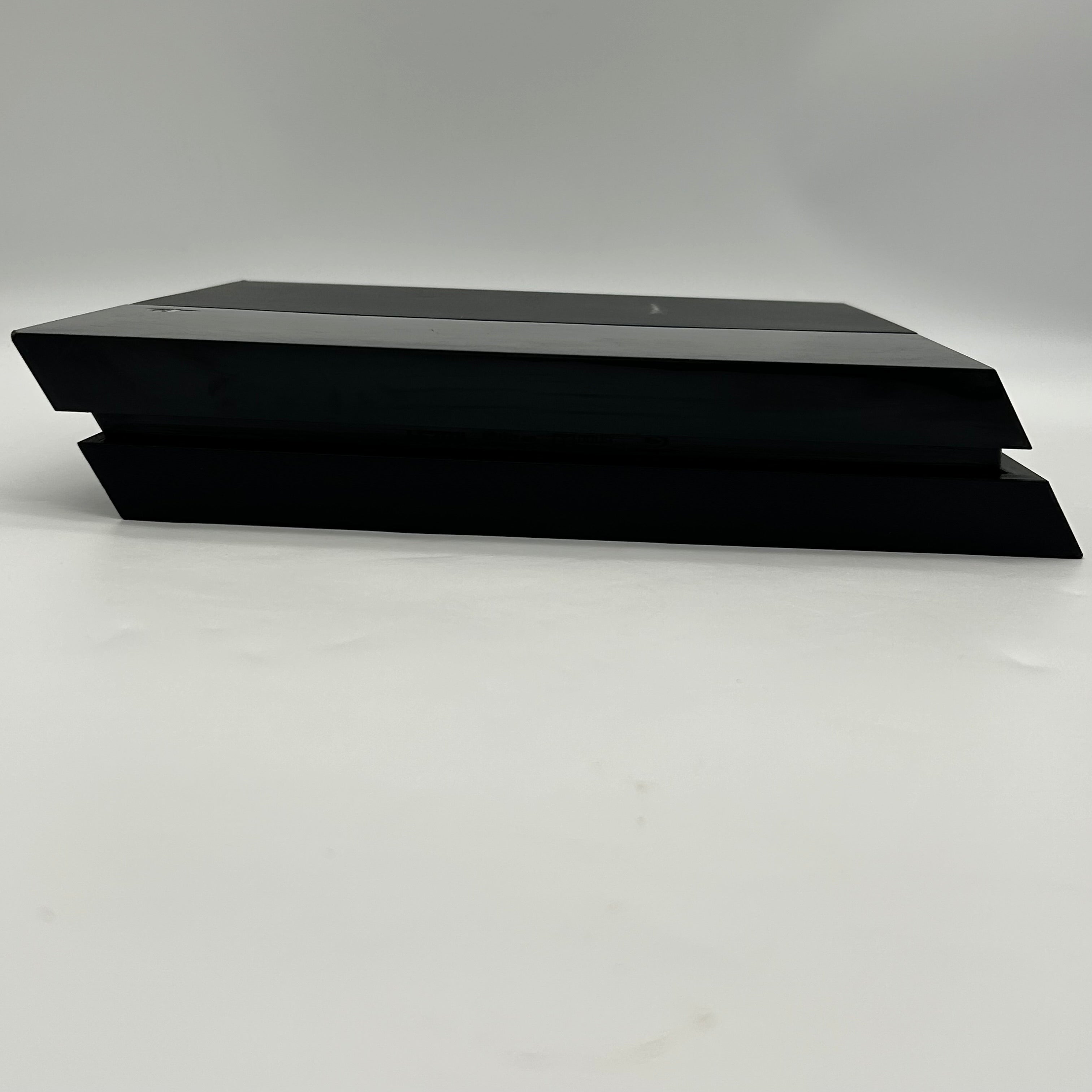 Sony PlayStation 4 CUH-1115A 500GB w/ 1 Controller , 4 Games & Cables