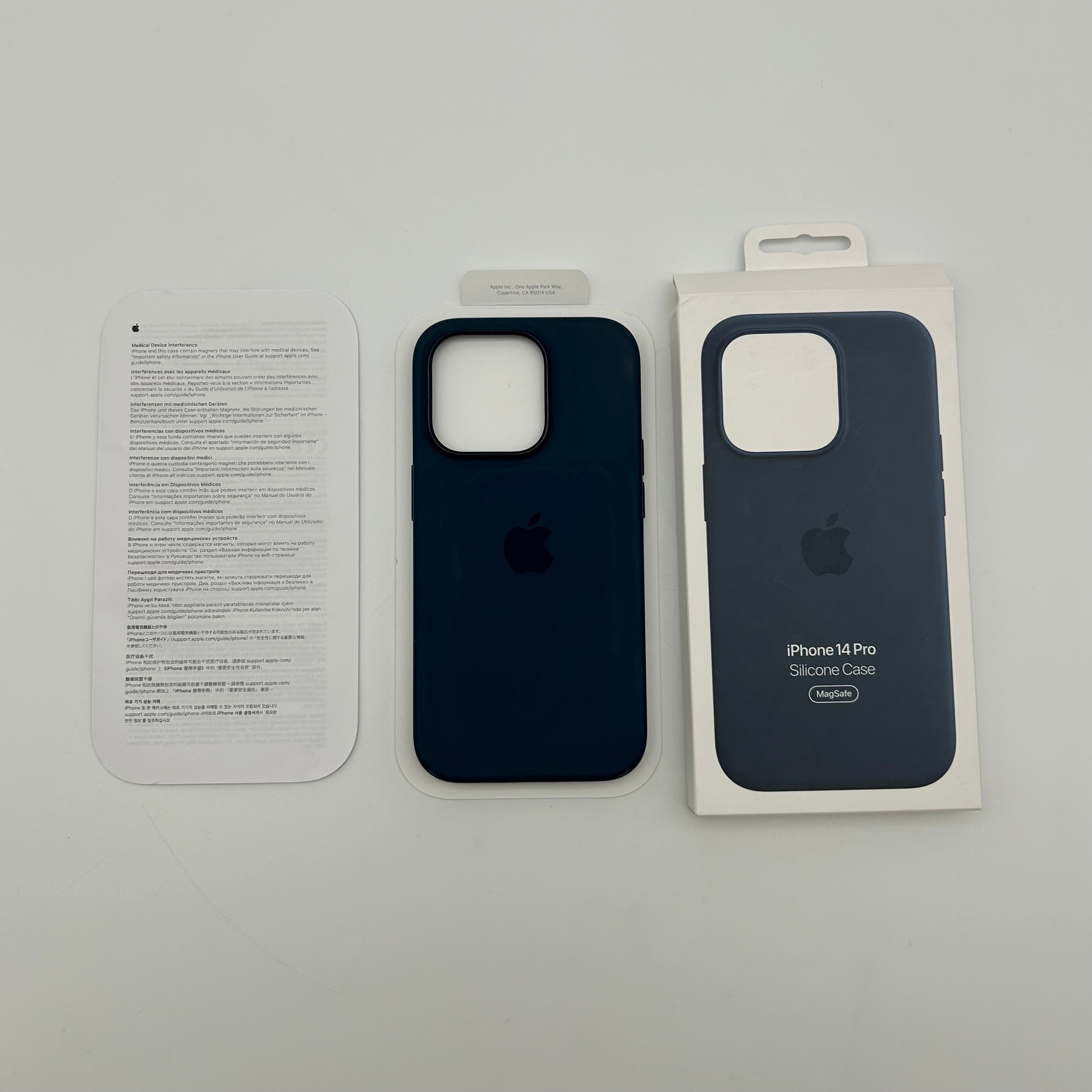 Apple Silicone Case with MagSafe for iPhone 14 Pro + 1  Screen Protector - Used With Box
