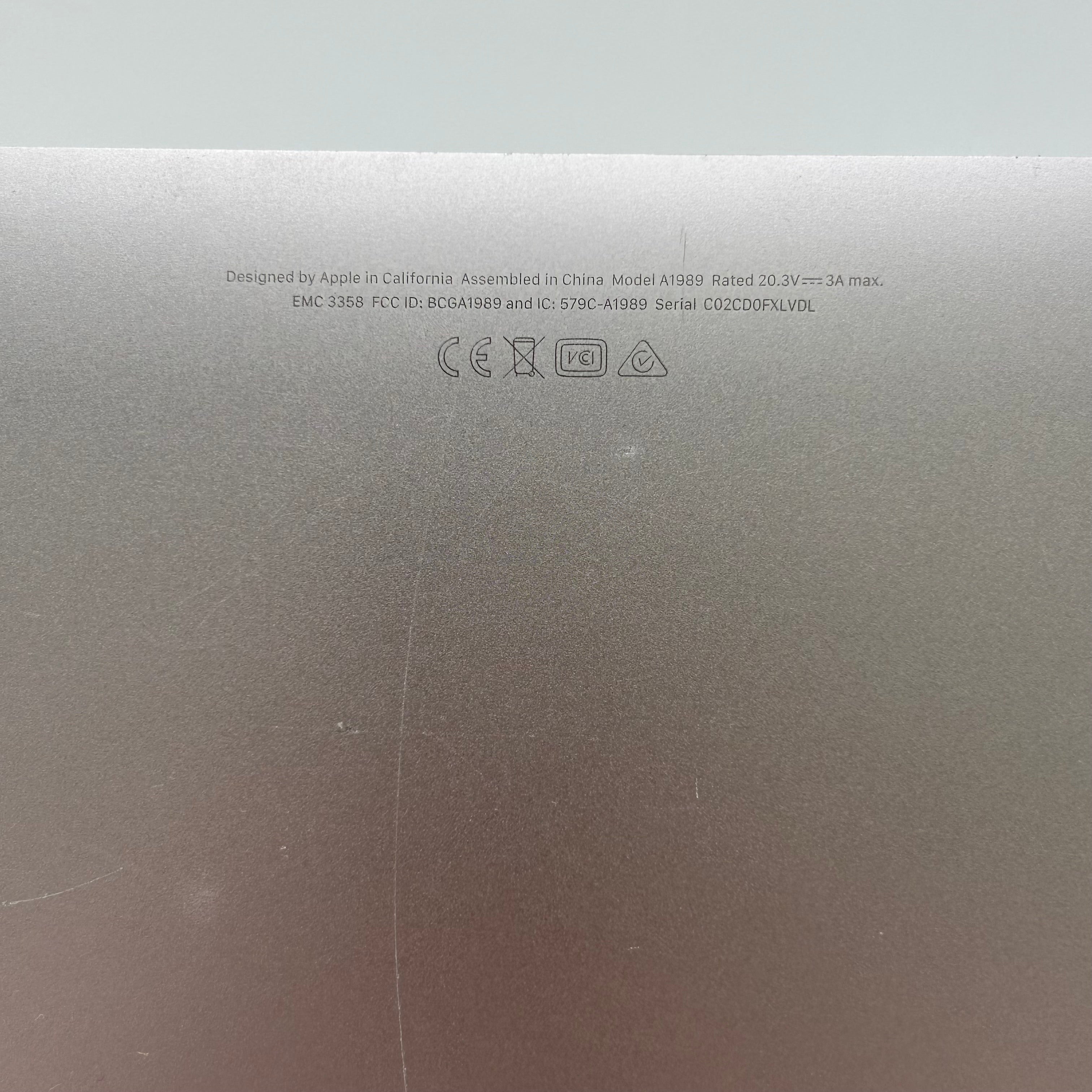 Apple MacBook Pro 13" A1989 i5 2.4GHz 8GB 256GB Logic Board Space Gray